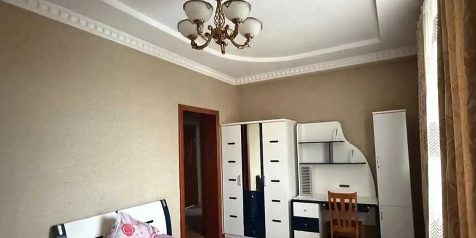 3-комн. квартира, 10 этаж, 135м², Сомони