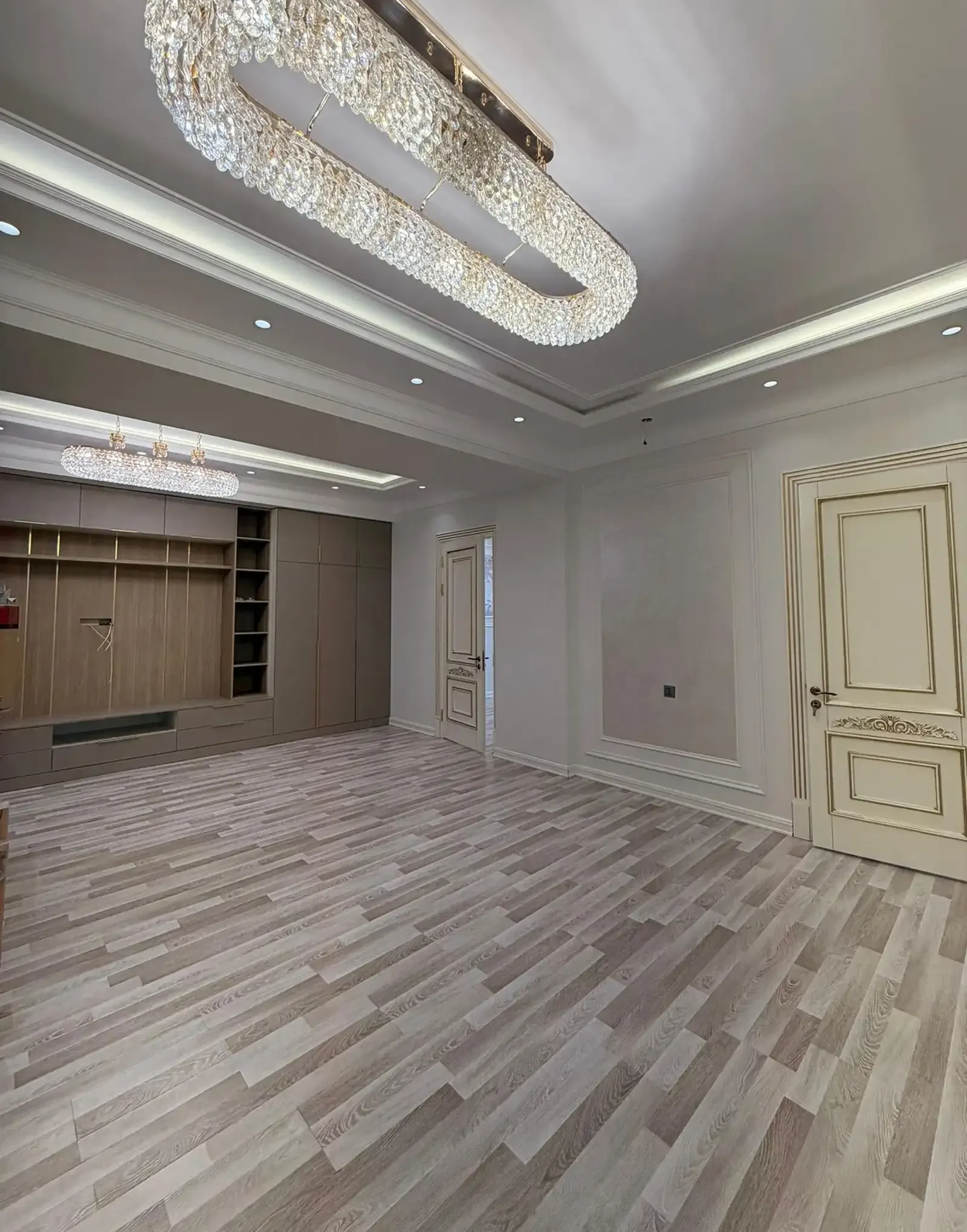 3-комн. квартира, 8 этаж, 146 м², Сафо, Пединститут