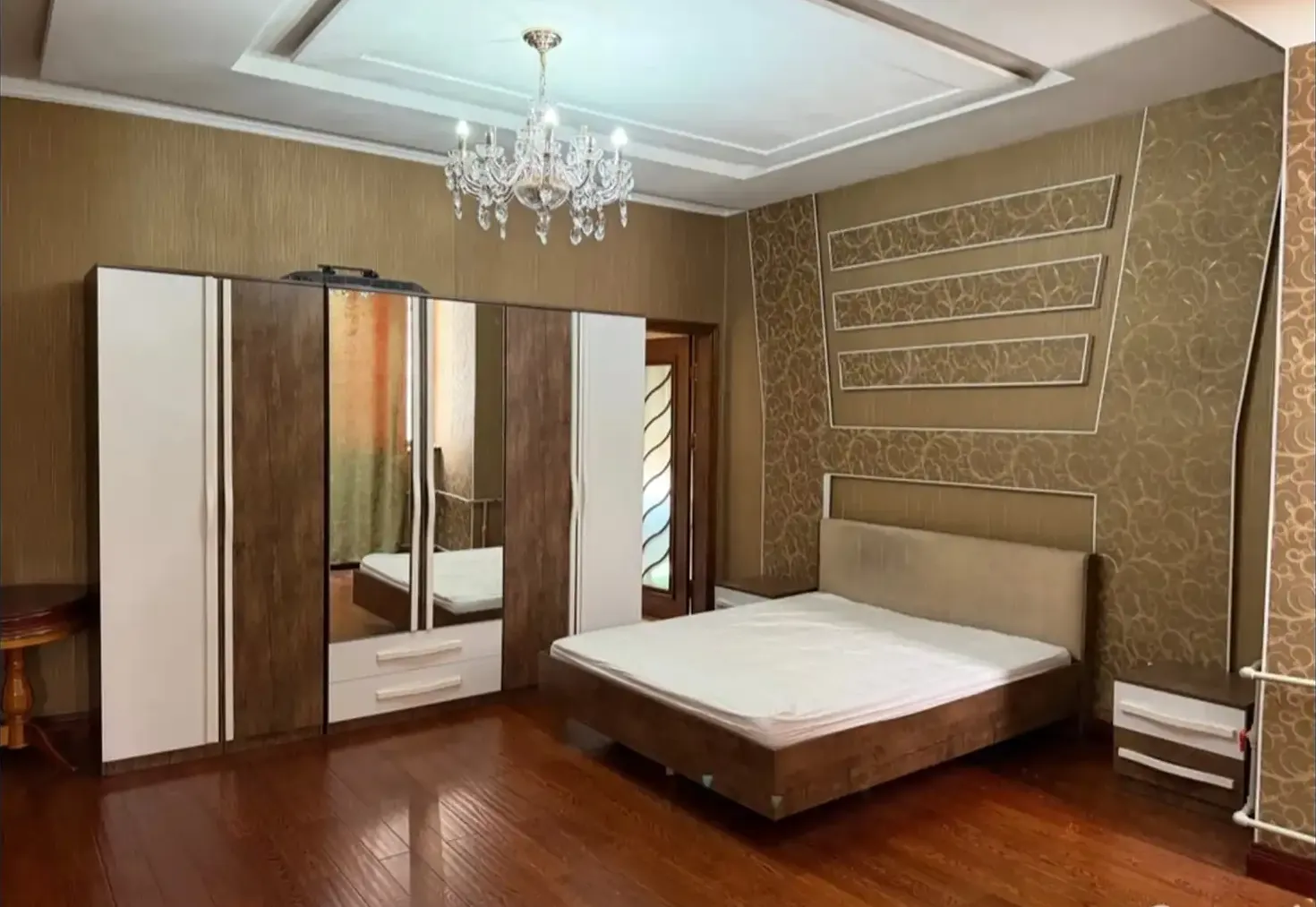 4-комн. квартира, 5 этаж, 120м², Сомони