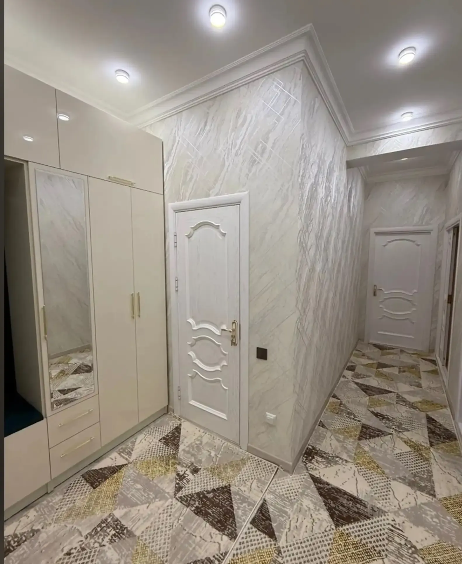 2-комн. квартира, 6 этаж, 73м², пединститут сафо