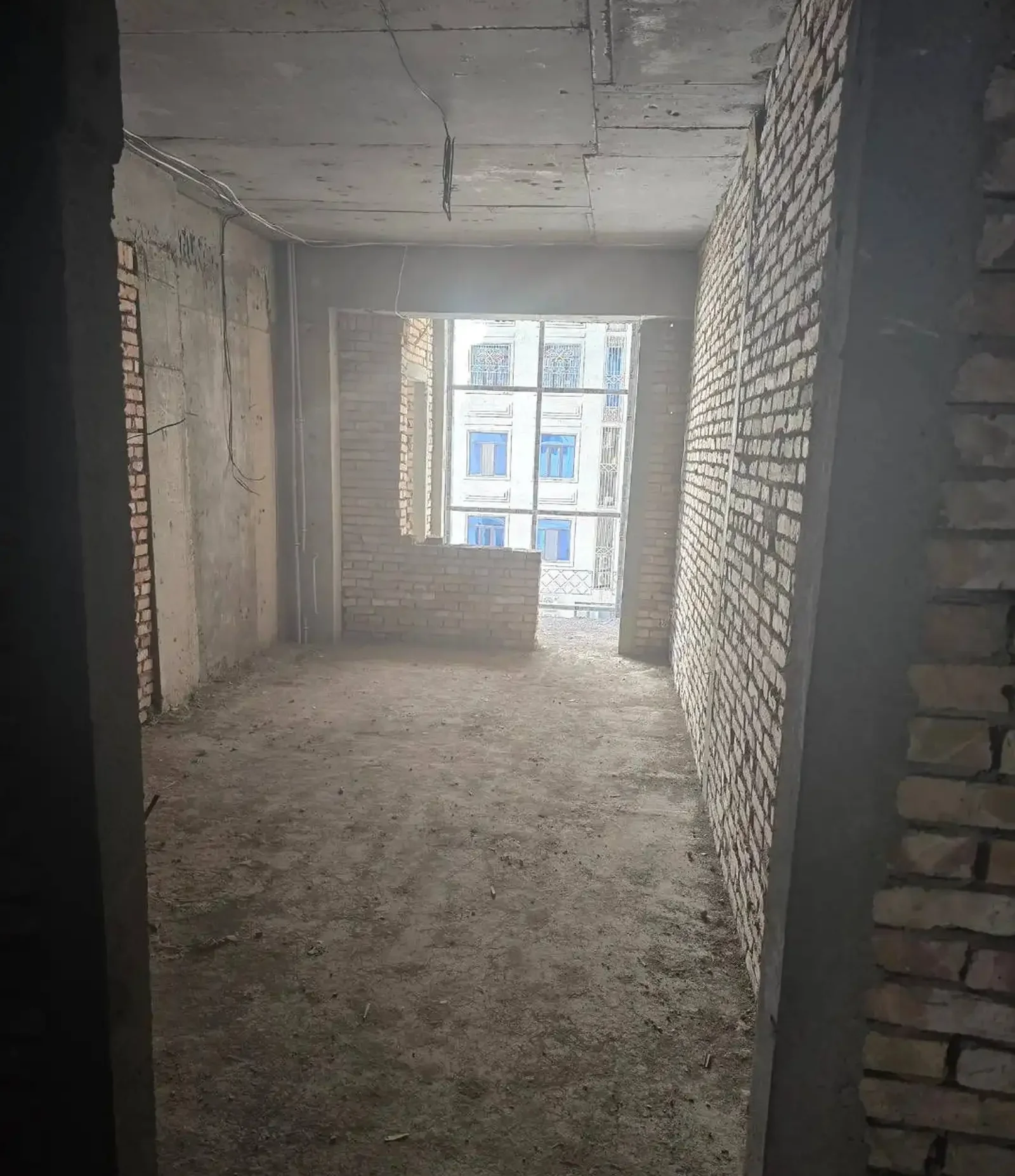 2-комн. квартира, 4 этаж, 83 м², Шохмансур