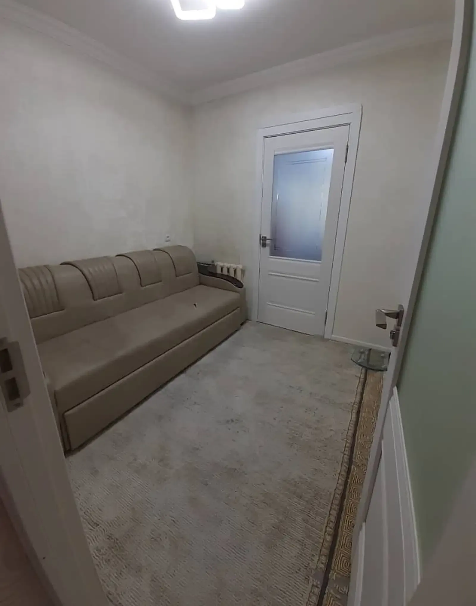 3-комн. квартира, 4 этаж, 70 м², Сино
