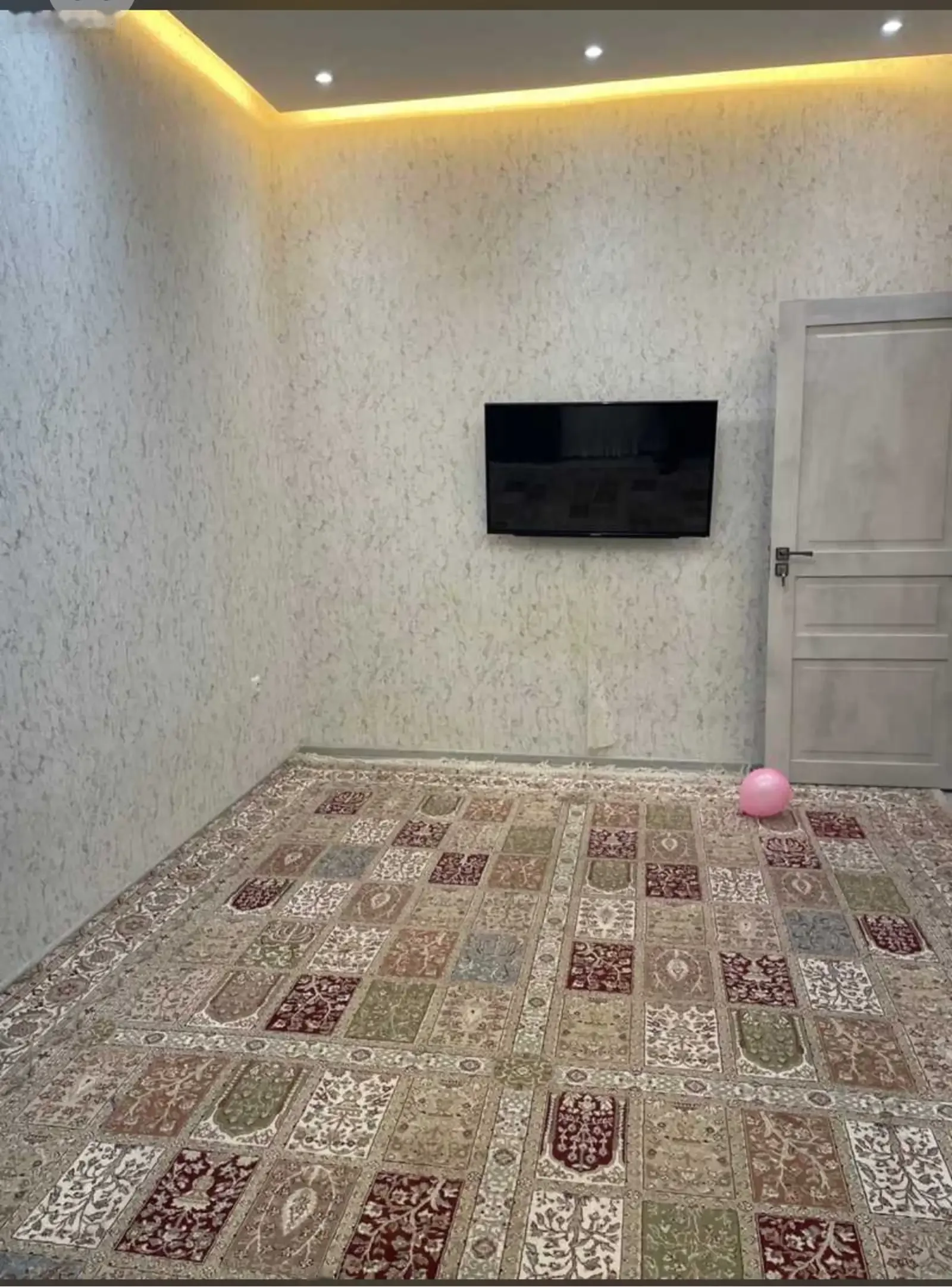 2-к квартира, 17 этаж, 45 м², Голубой экран, Шохмансур