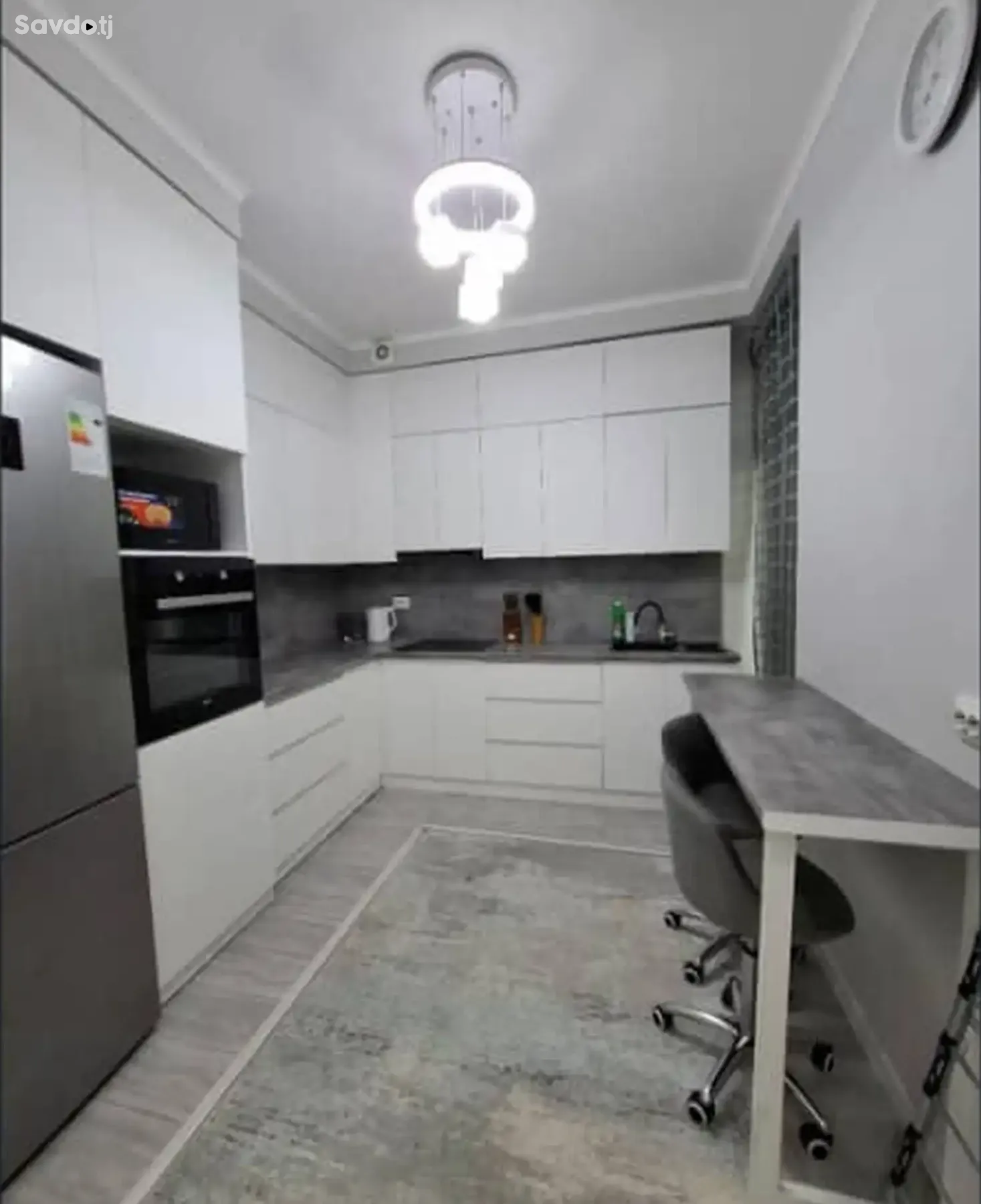 2-комн. квартира, 12 этаж, 68м², Шохмансур