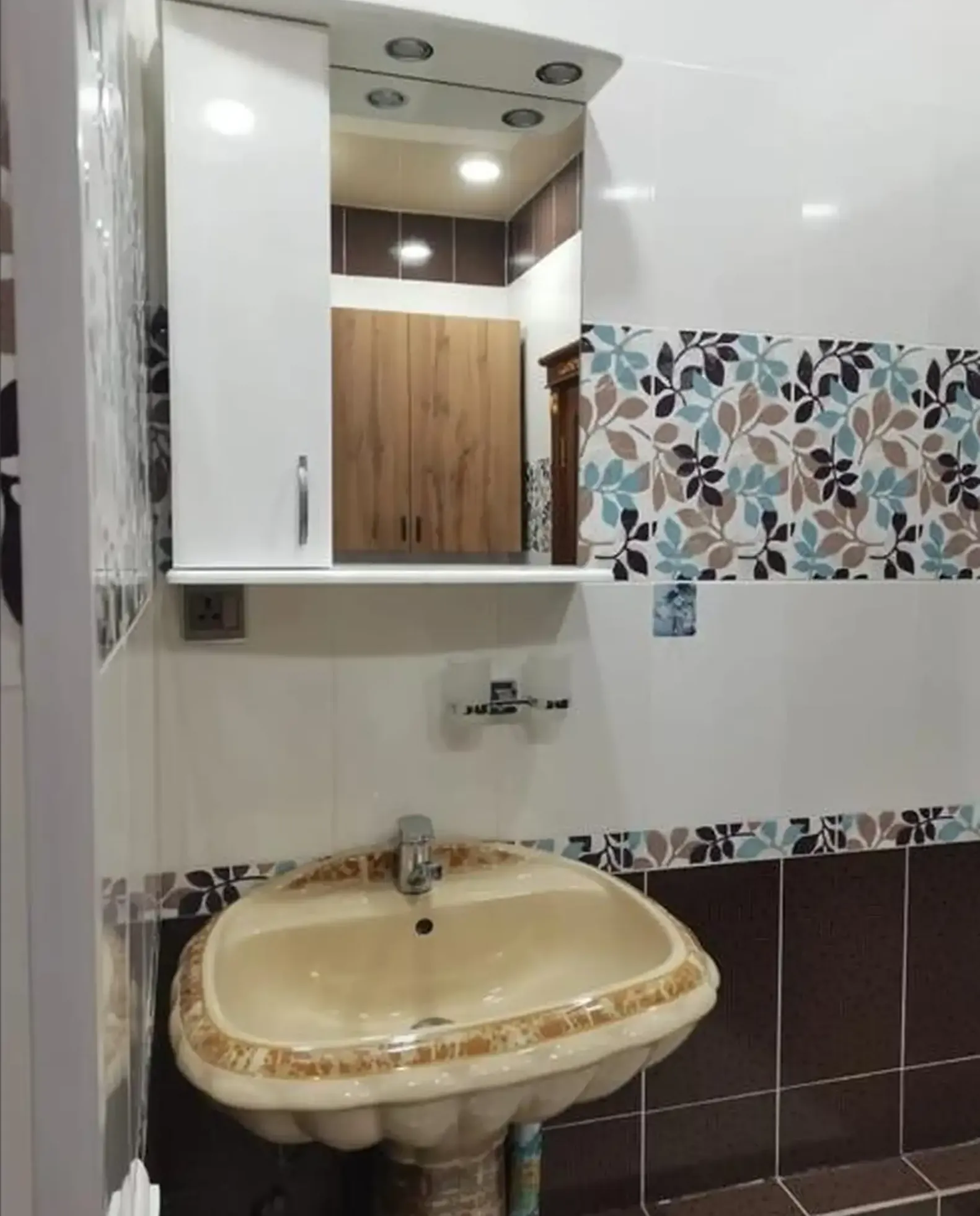 2-этажный, 5 комнатный дом, 360 м², Шохмансур