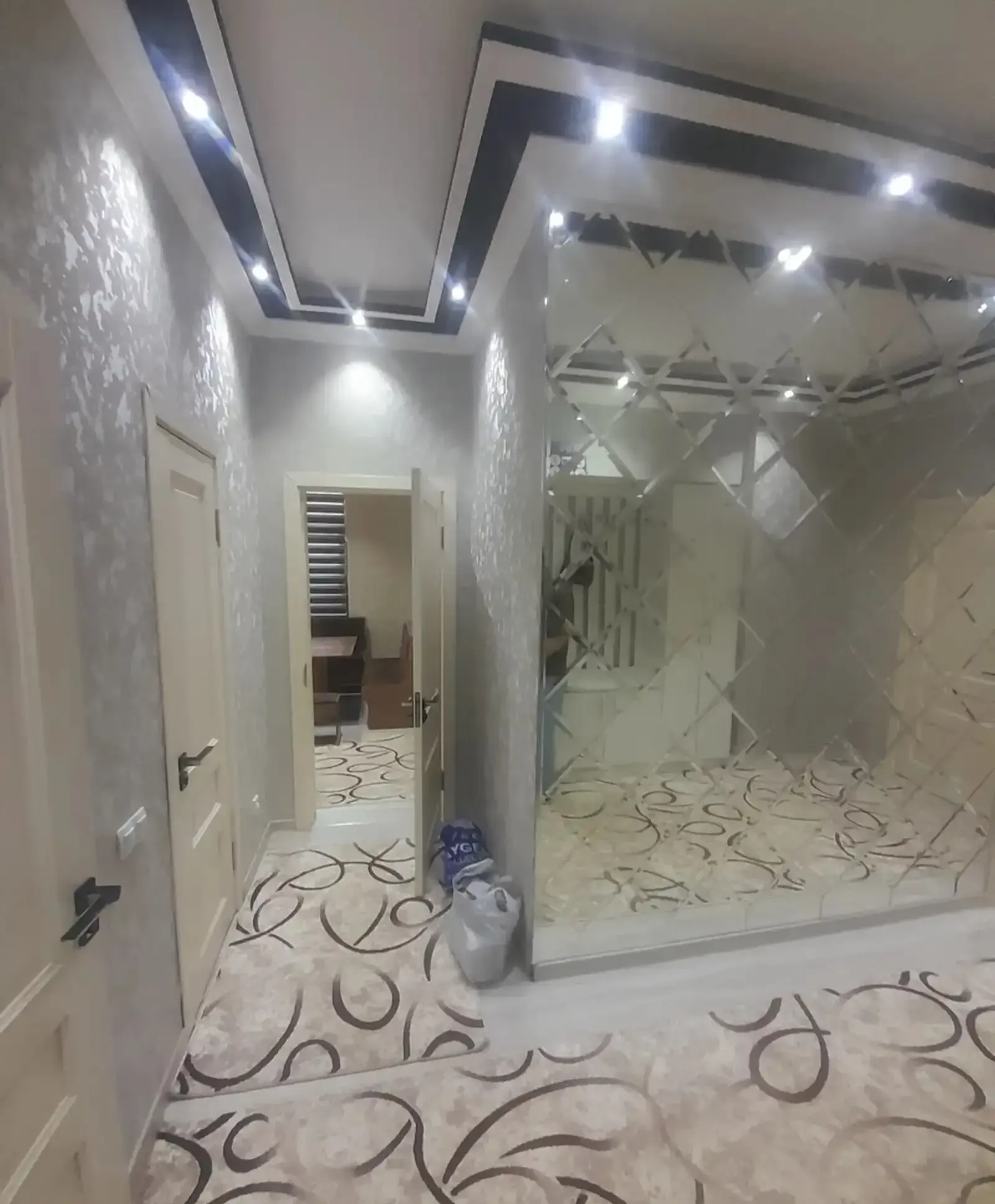 2-комн. квартира, 11 этаж, 74м², исмоили сомони