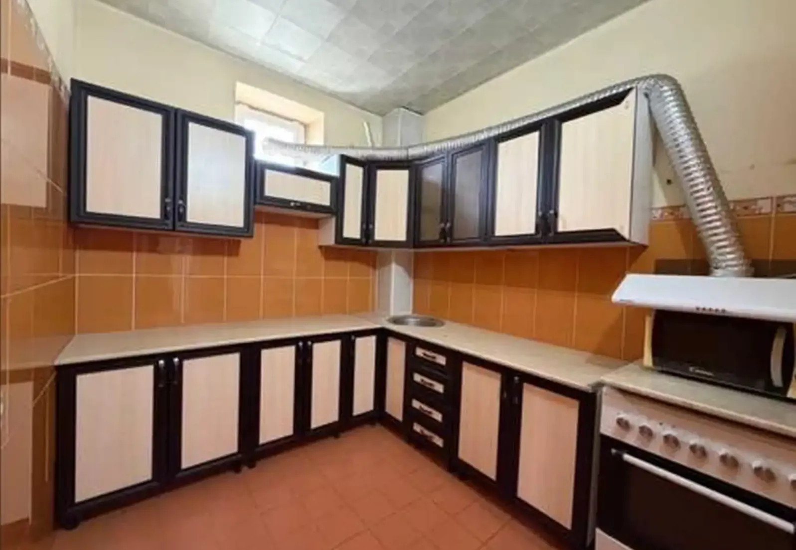 2-этажный, 8 комнатный дом, 430 м², Фирдавси