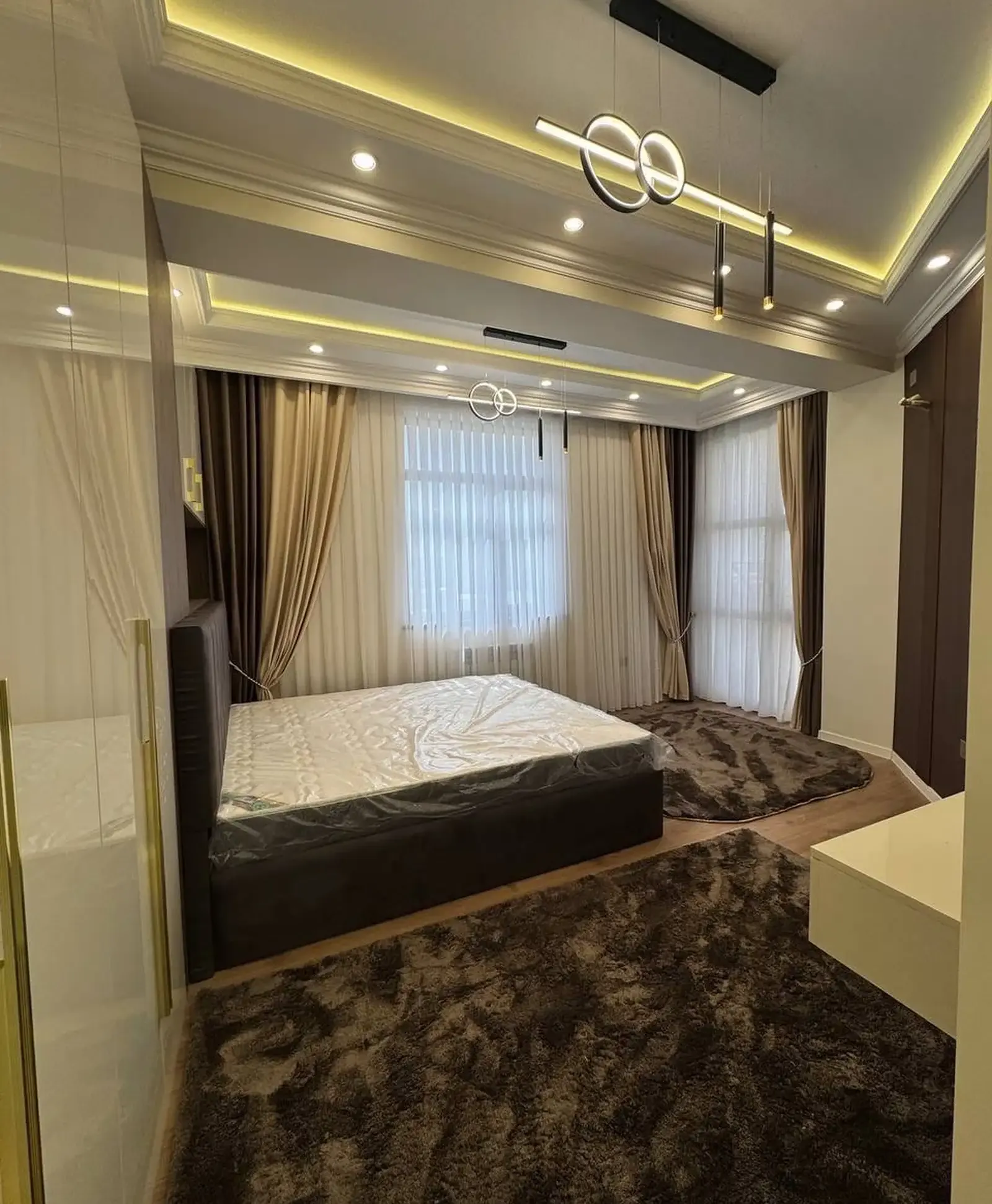 3-комн. квартира, 4 этаж, 93 м², н.Сино,кольцевой Профсоюз