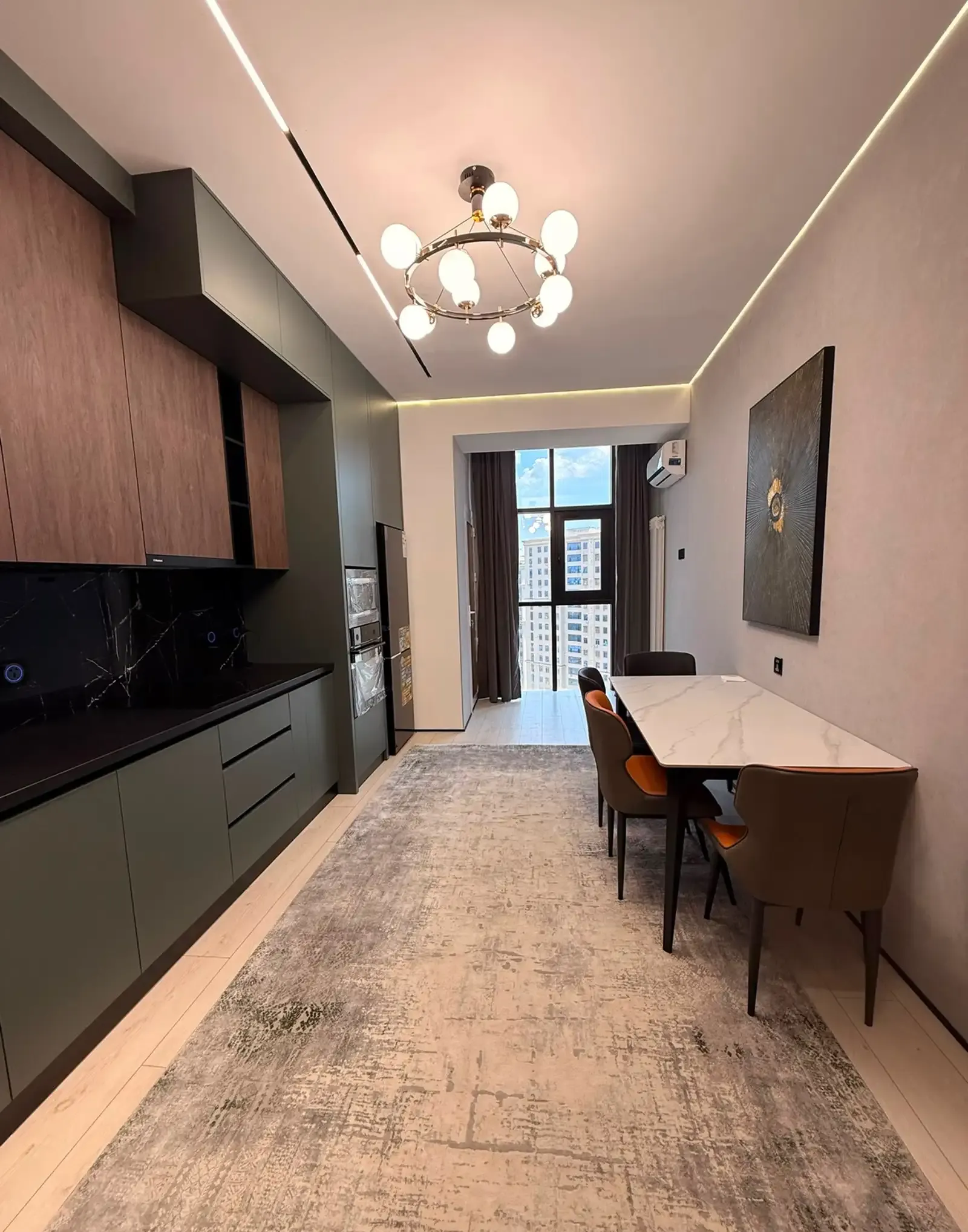 2-комн. квартира, 15 этаж, 82 м², рядом с бывшим УВД