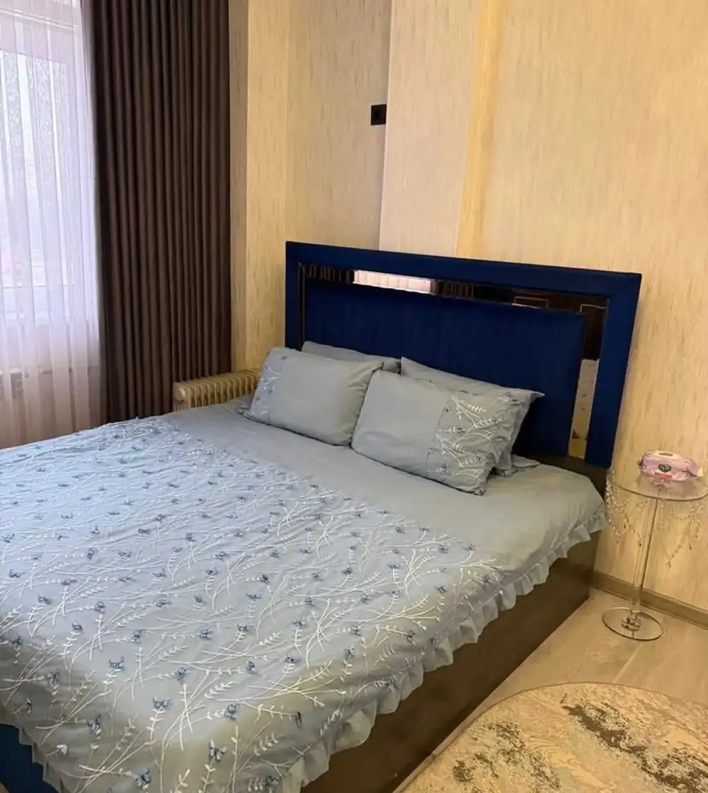 2-комн. квартира, 4 этаж, 60 м², сино