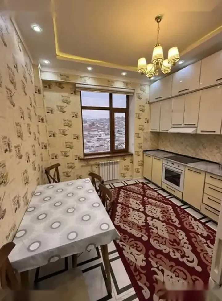 2-комн. квартира, 10 этаж, 65м², Шохмансур
