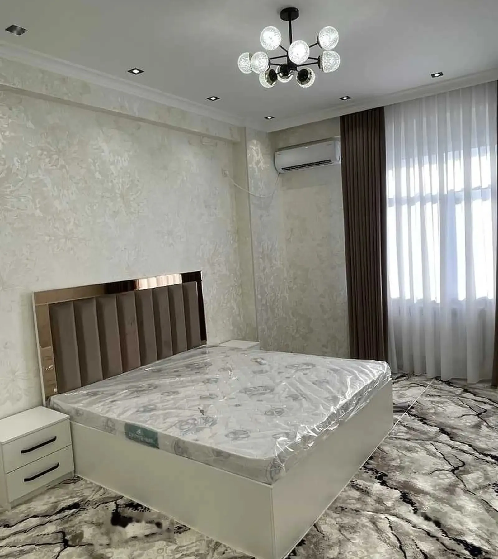 2-комн. квартира, 4 этаж, 70м², Фирдавси