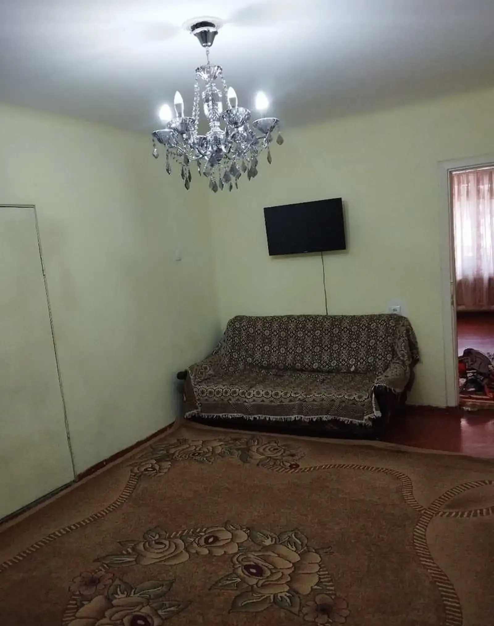 3-комн. квартира, 1 этаж, 85м², Сино