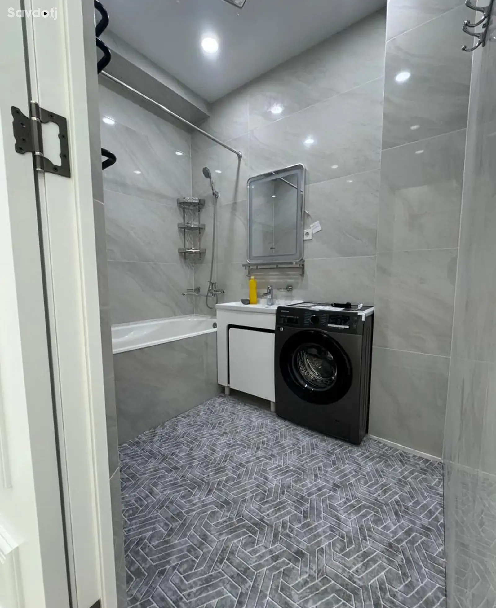 2-комн. квартира, 8 этаж, 100м², Сино