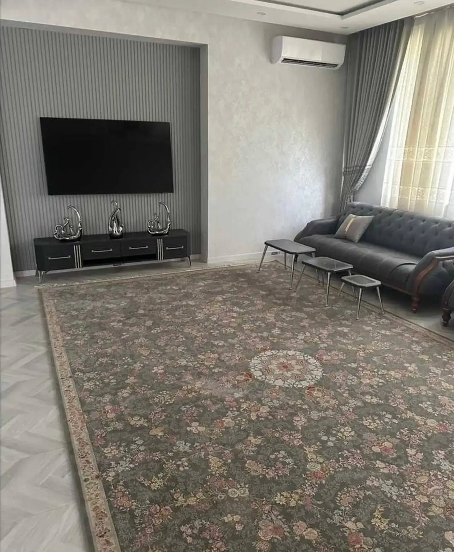 3-комн. квартира, 13 этаж, 150м², И. Сомони