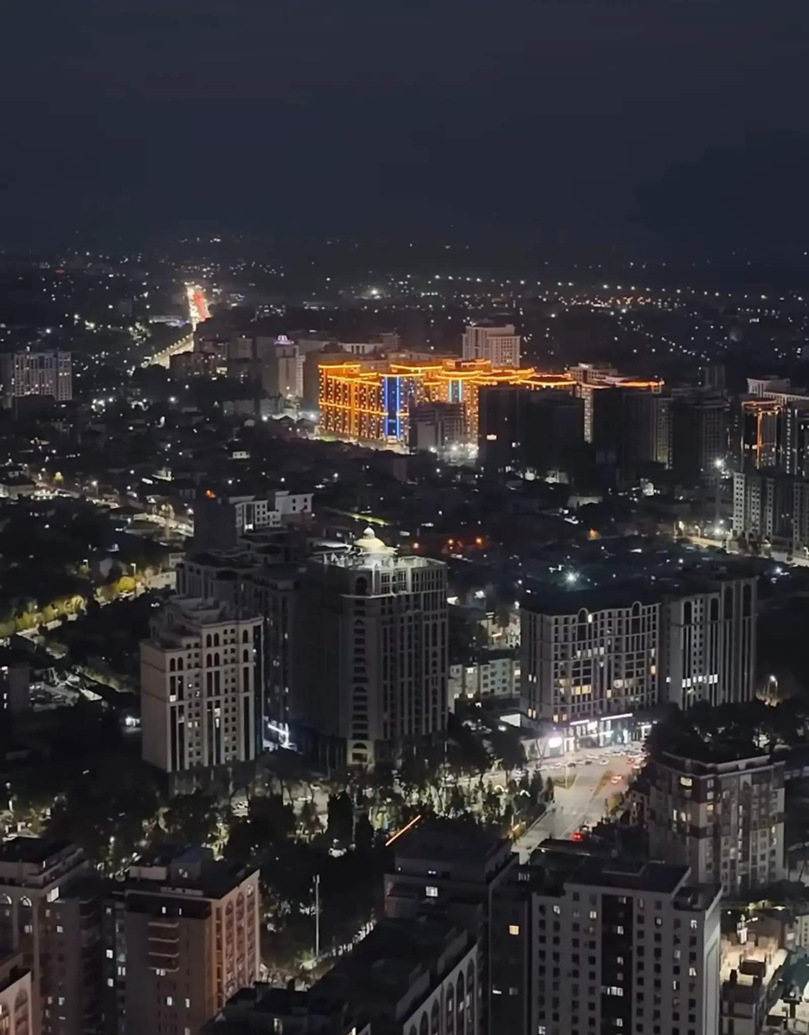 3-комн. квартира, 16 этаж, 108 м², Зеленый базар