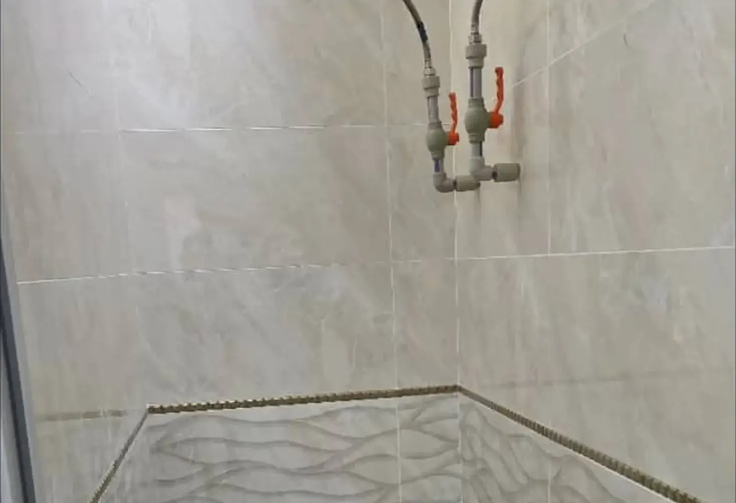 3-комн. квартира, 2 этаж, 85м², Шохмансур