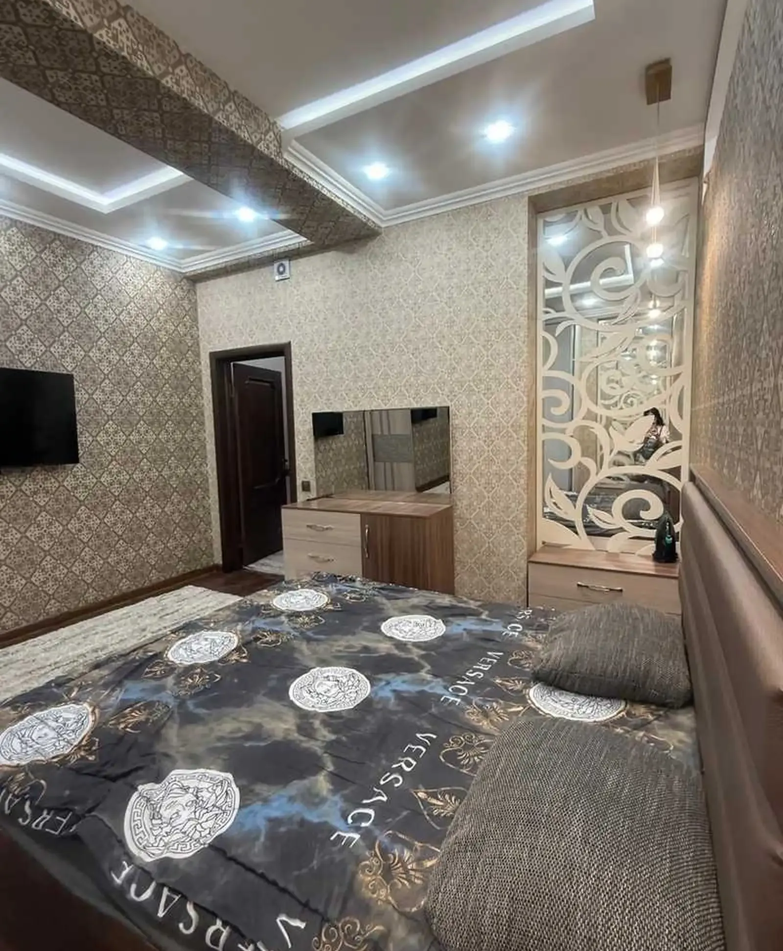 2-комн. квартира, 12 этаж, 72м², Таможенный, Дом Печать