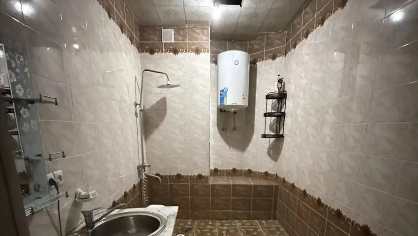 2-комн. квартира, 10 этаж, 76м², Шохмансур