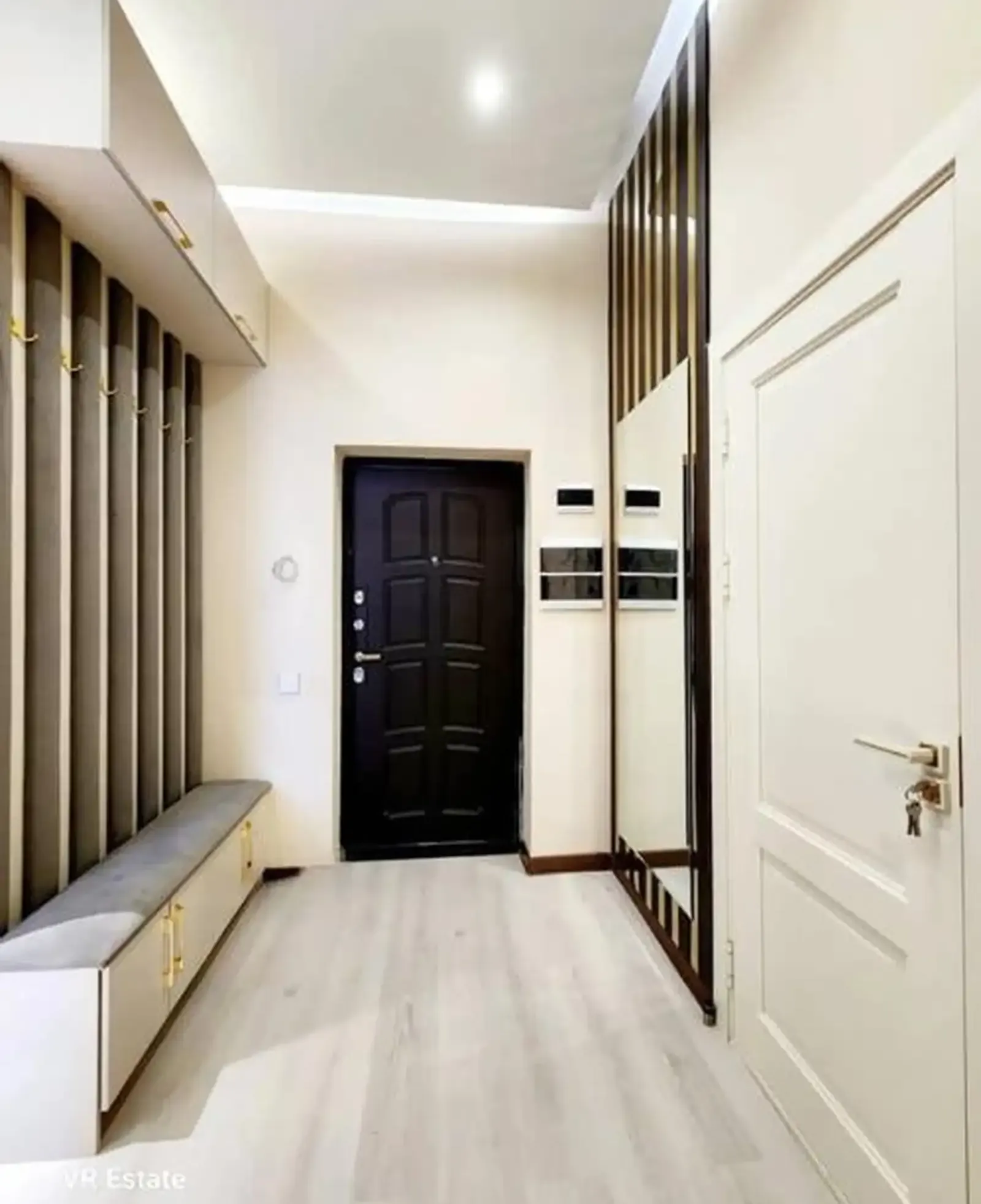 1-к квартира, 15 этаж, 45 м², Сомони