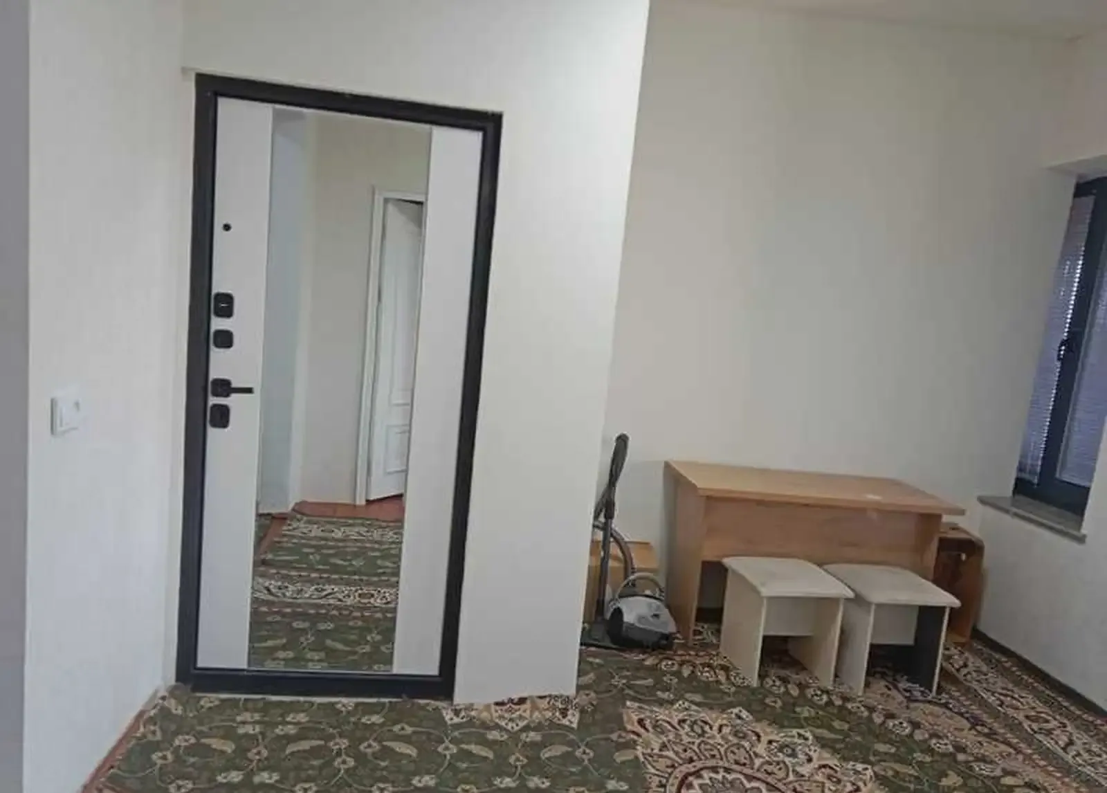 2-комн. квартира, 2 этаж, 57м², Ашан