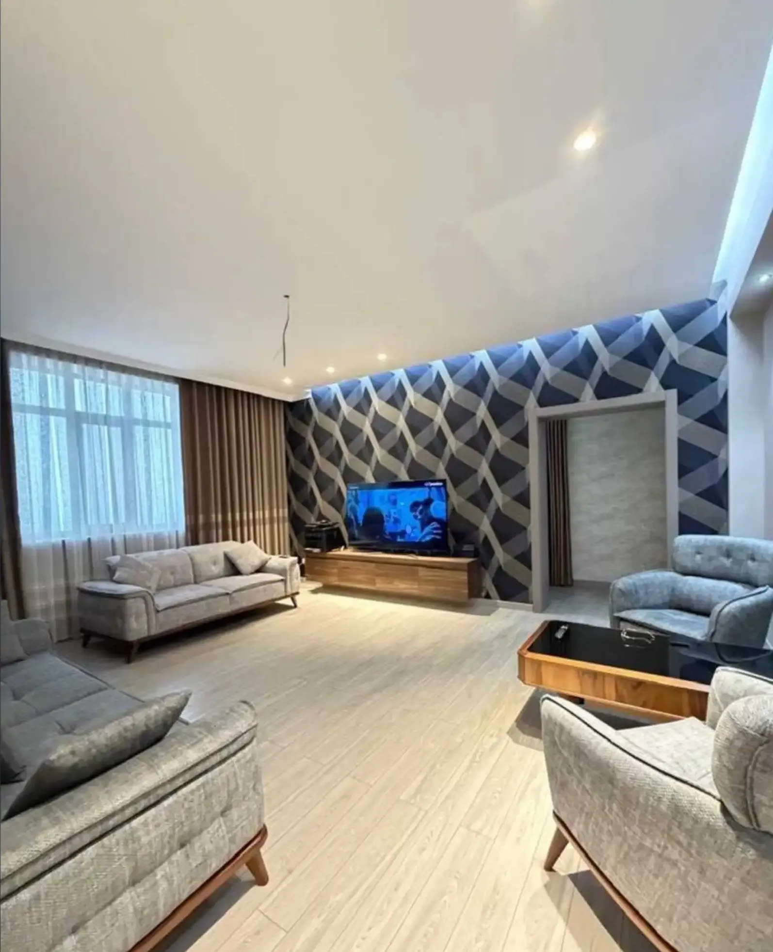 2-комн. квартира, 9 этаж, 98 м², Ашан