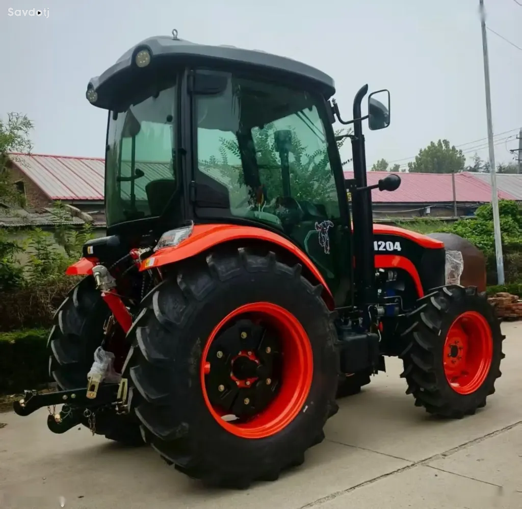 Трактор LF 1204 G2 бо матори Юто