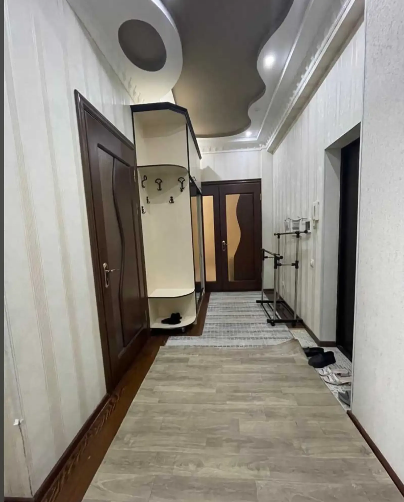 2-комн. квартира, 8 этаж, 80м², сино