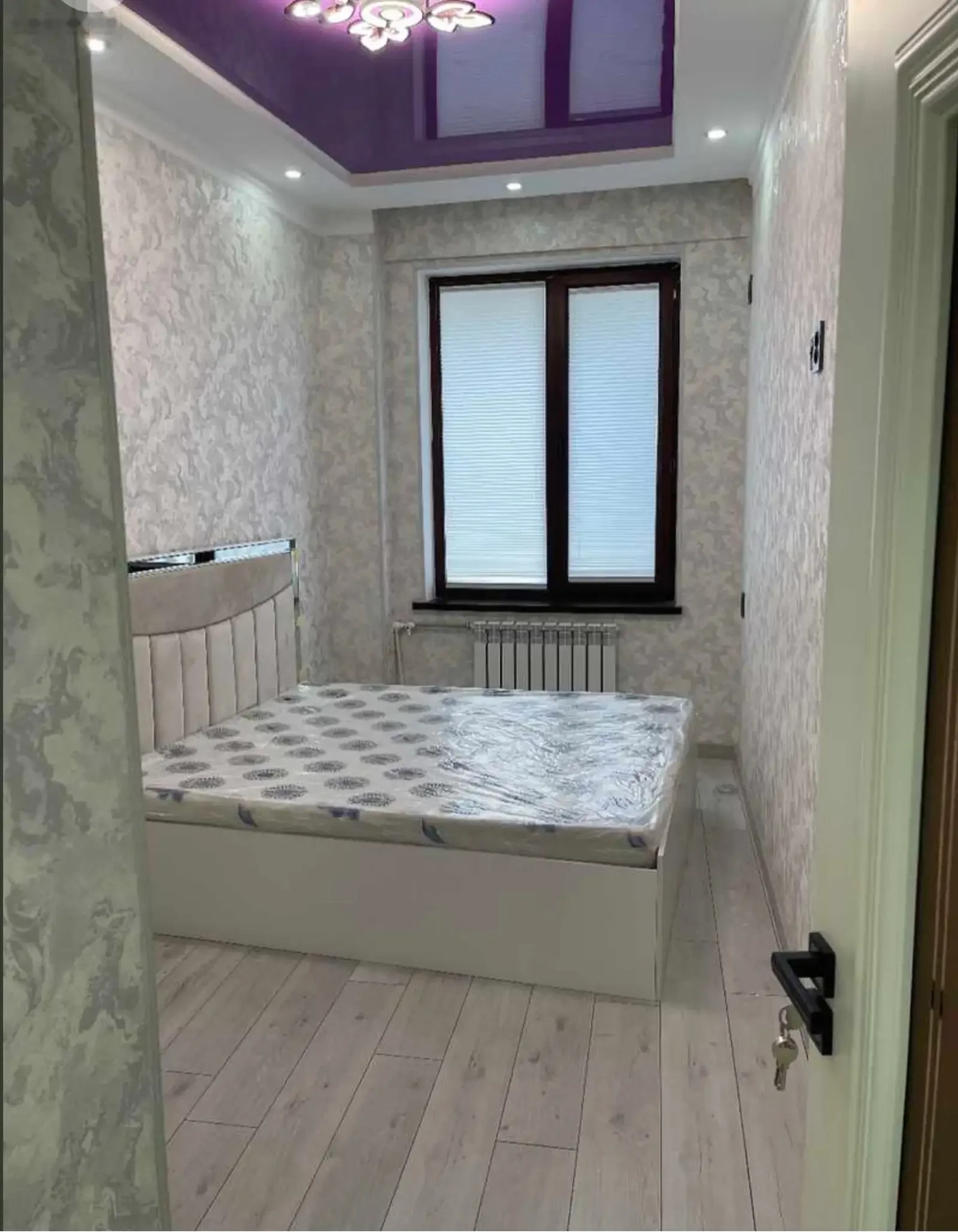 2-к квартира, 3 этаж, 55 м², Сафо, Пединститут