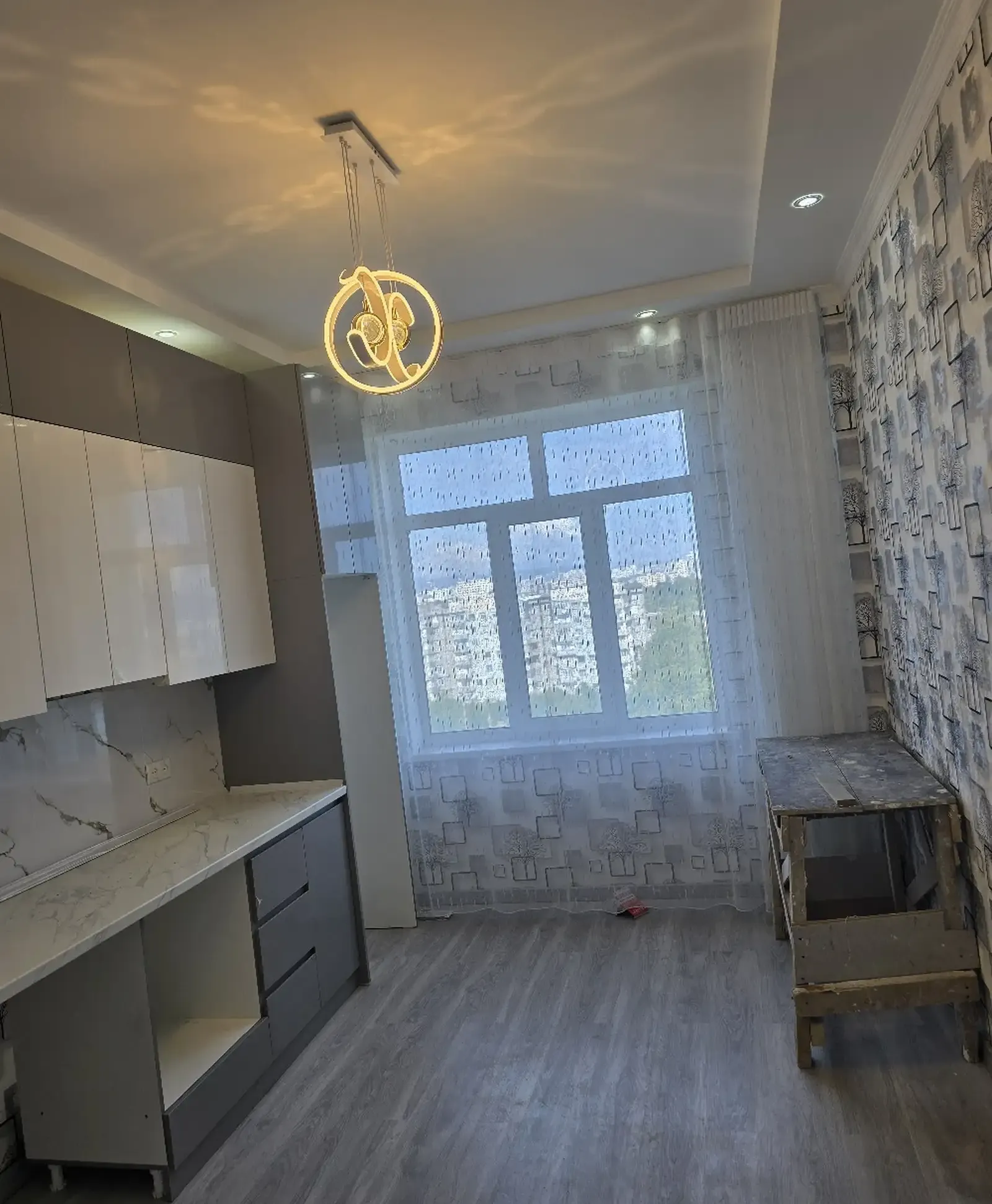 2-комн. квартира, 10 этаж, 70 м², Сино 104 мкр