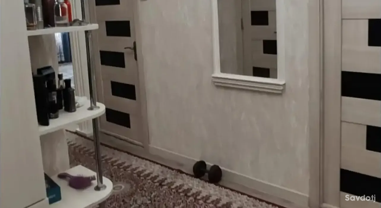 4-комн. квартира, 2 этаж, 100м², Сино