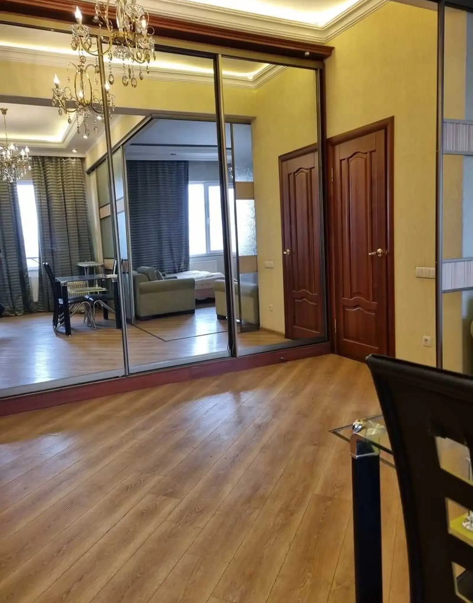 1-комн. квартира, 9 этаж, 52 м², Цум