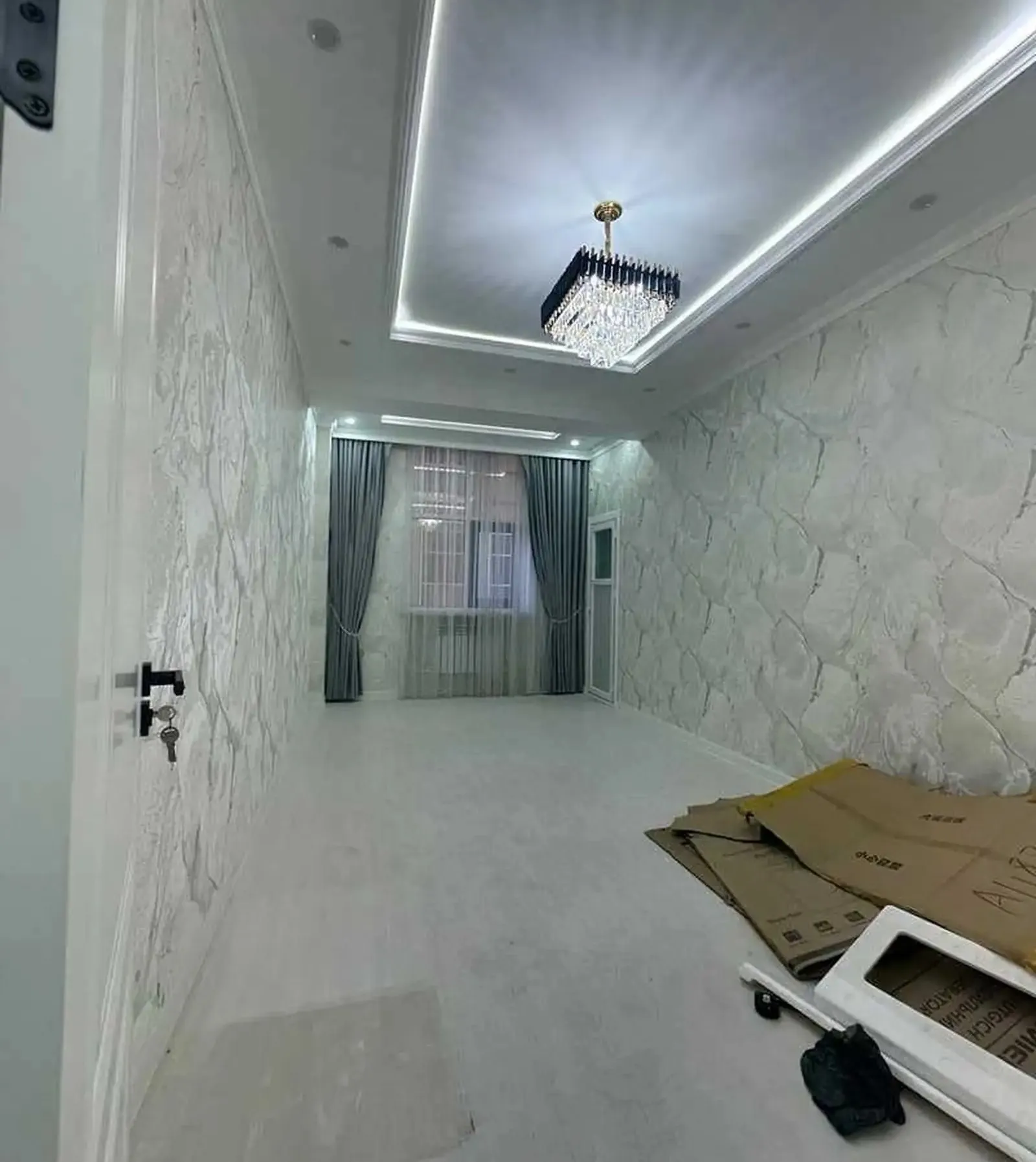3-комн. квартира, 10 этаж, 100м², Шоҳмансур