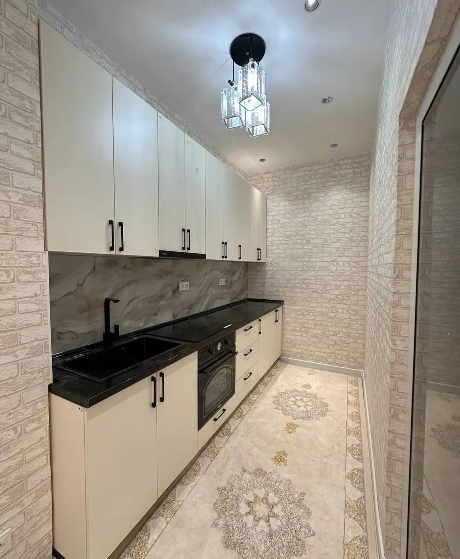 3-комн. квартира, 5 этаж, 75 м², Сино