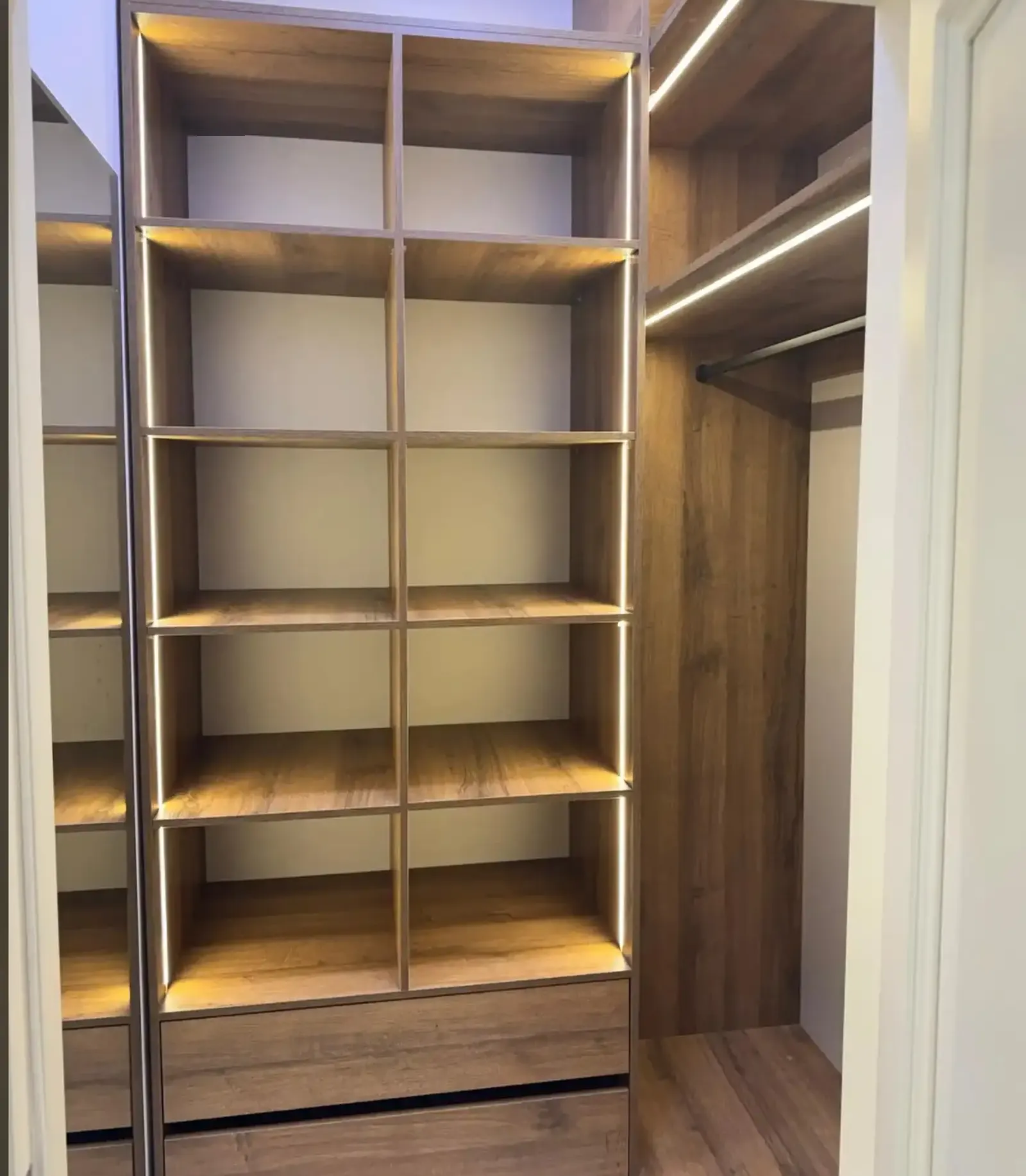 3-комн. квартира, 9 этаж, 100м², сино
