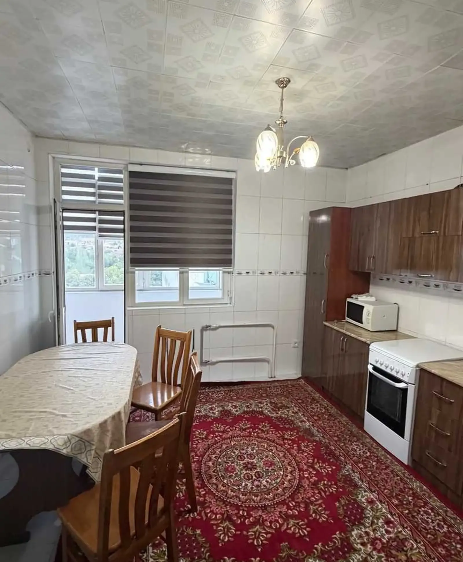 3-комн. квартира, 10 этаж, 135м², Сомони