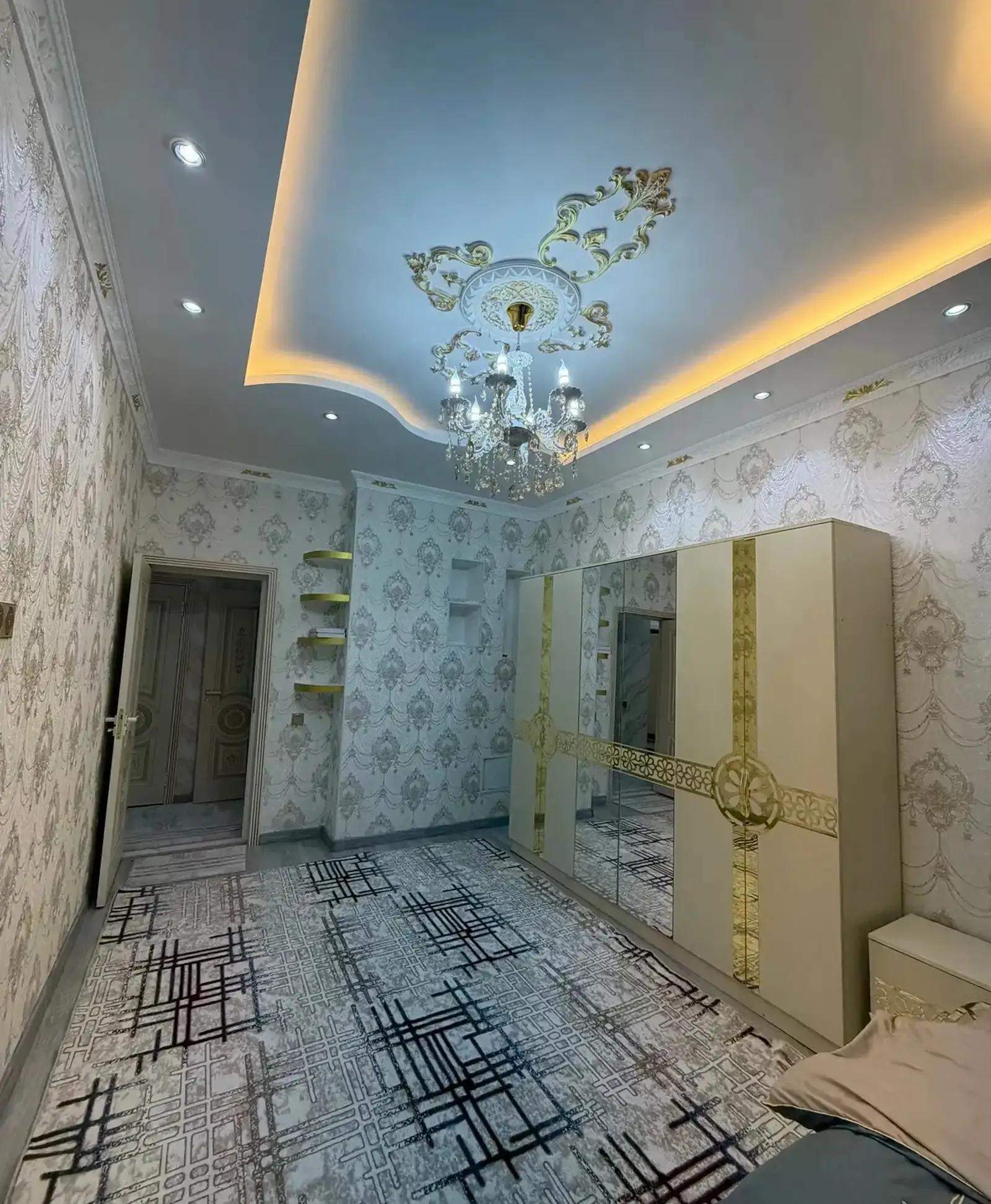 2-комн. квартира, 17 этаж, 62м², Медгородок