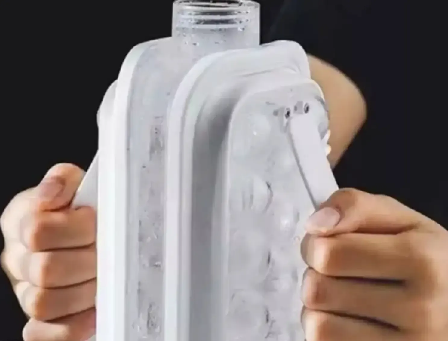 Форма бутылка для льда