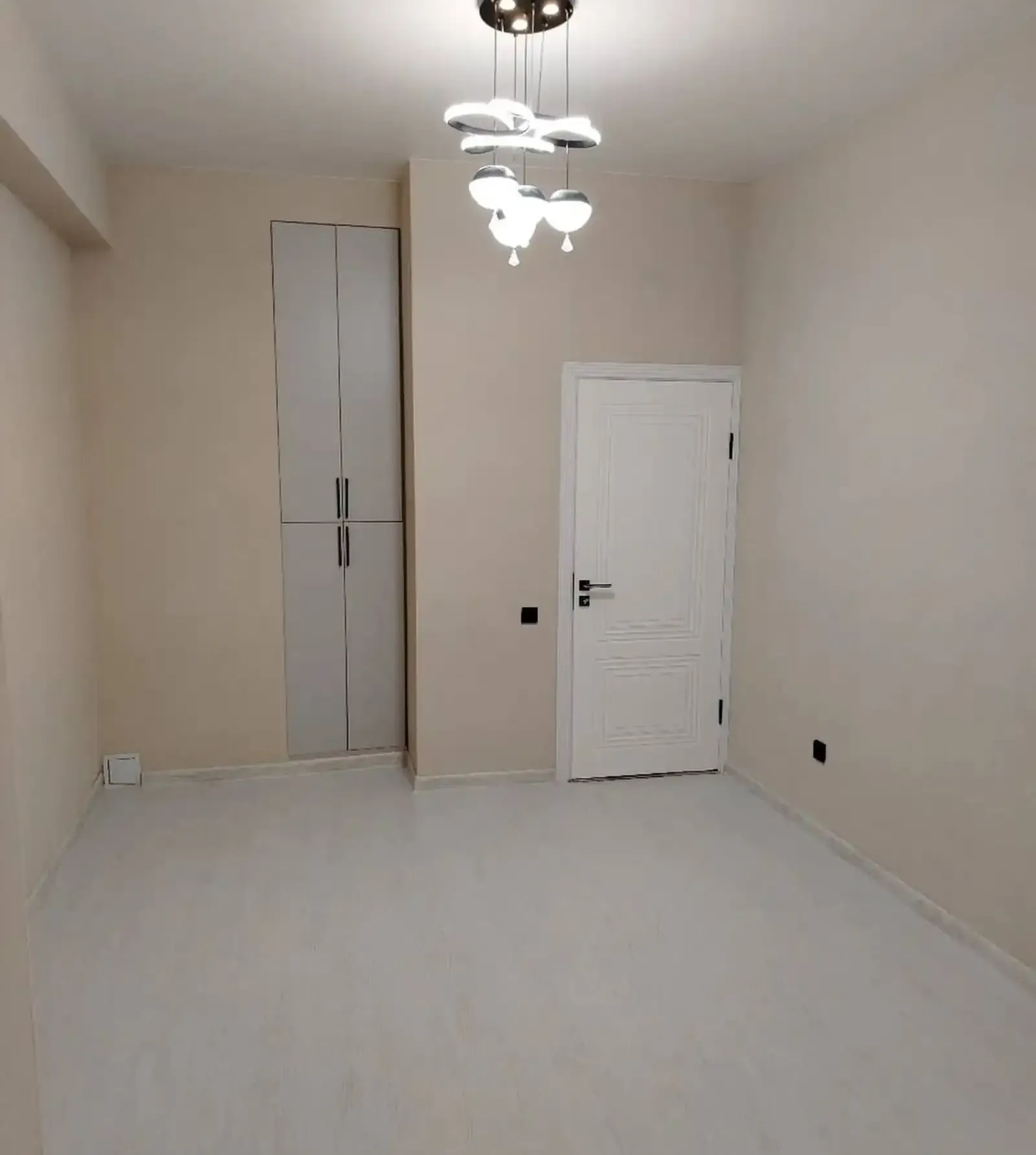 2-комн. квартира, 5 этаж, 52 м², Шохмансур