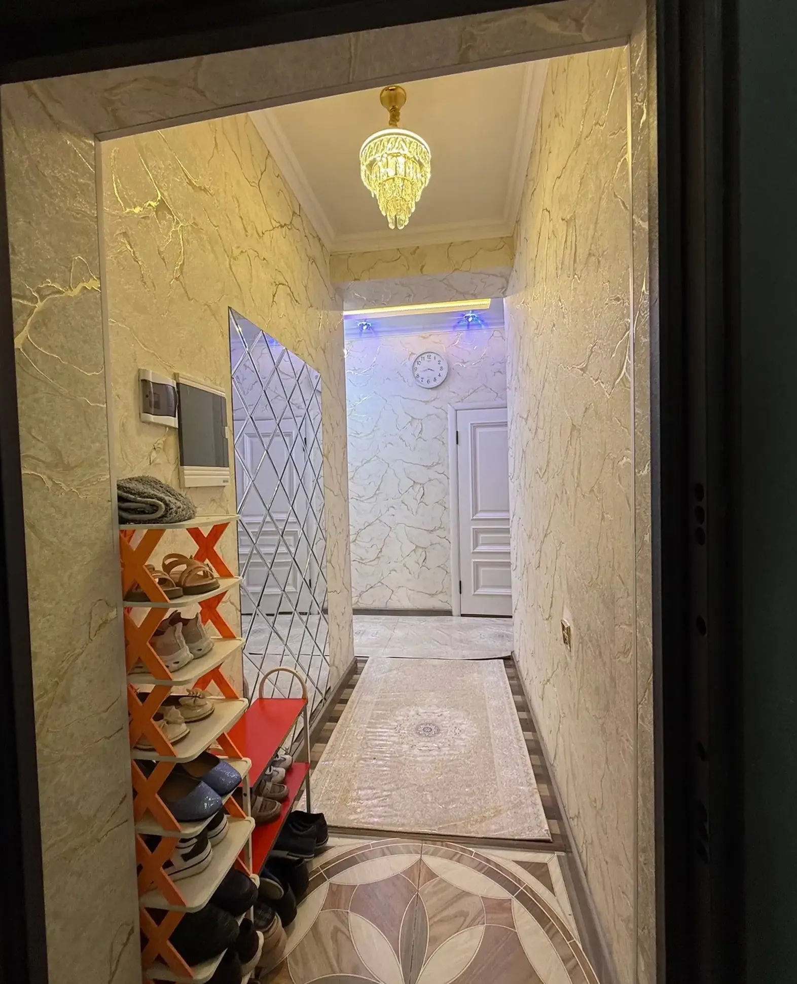 2-комн. квартира, 17 этаж, 62 м², Фирдавси