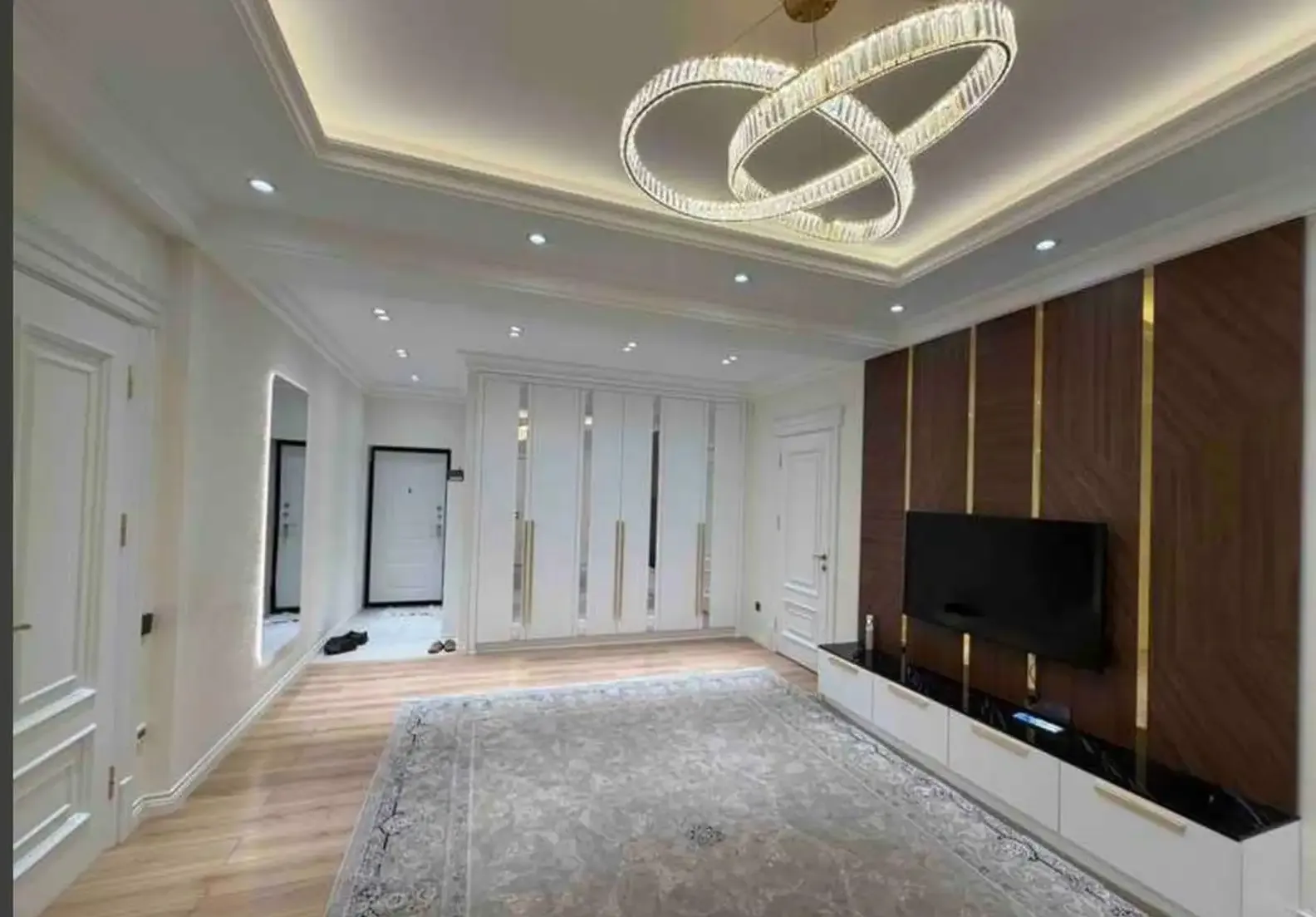 3-к квартира, 5 этаж, 140 м², И.Сомони