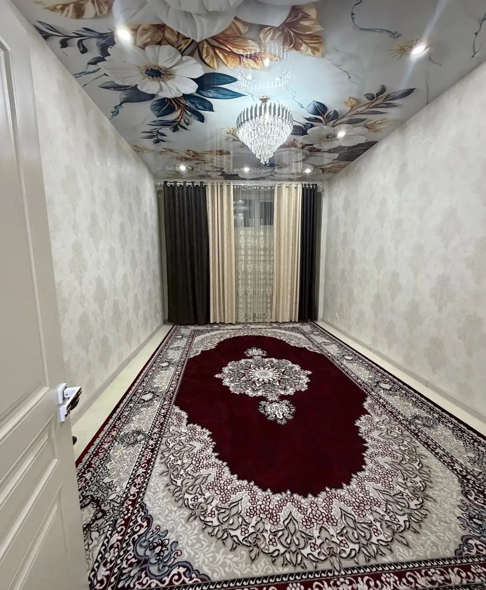 3-комн. квартира, 4 этаж, 92м², поворот Аэропорта