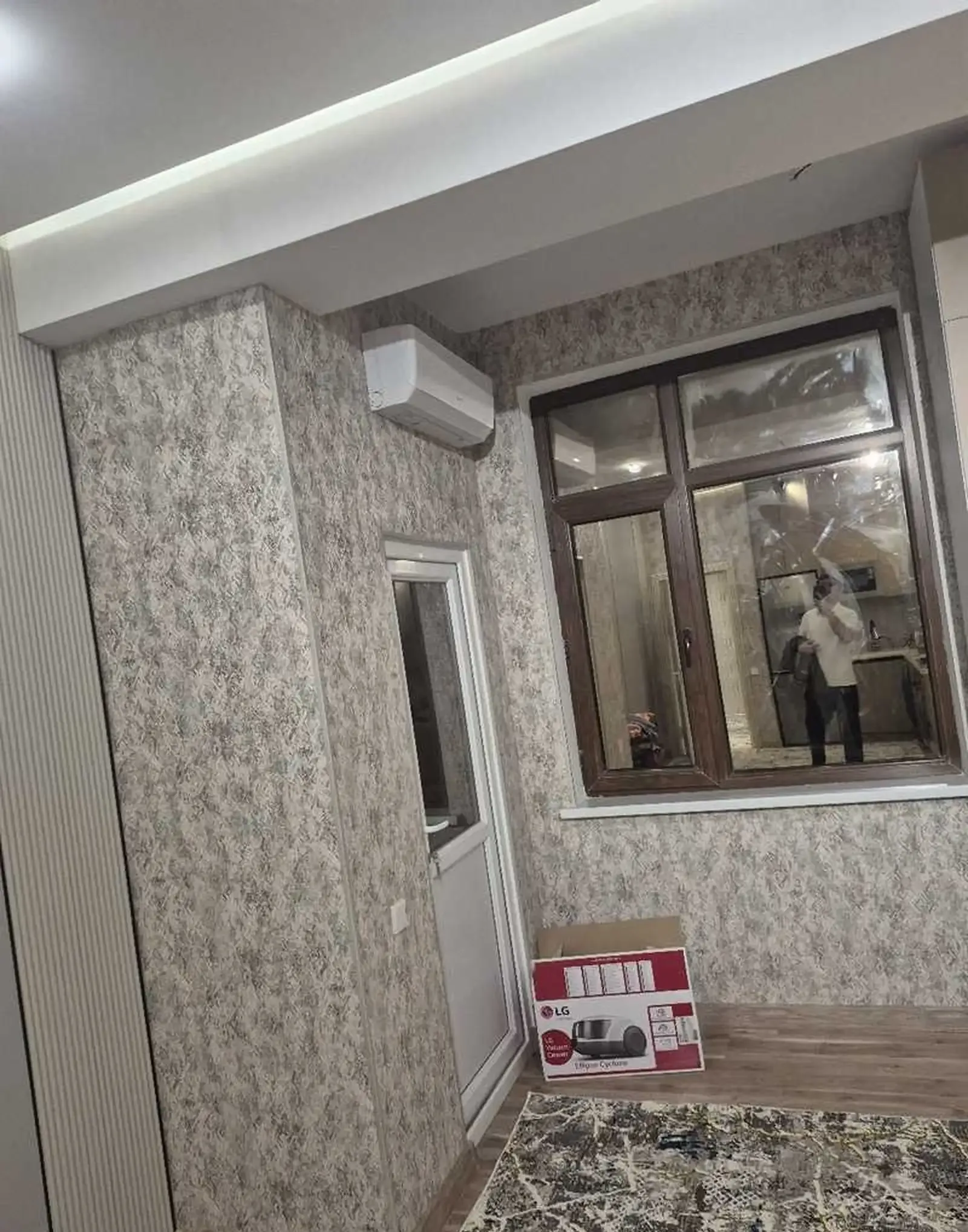 2-комн. квартира, 10 этаж, 65м², Профсоюз