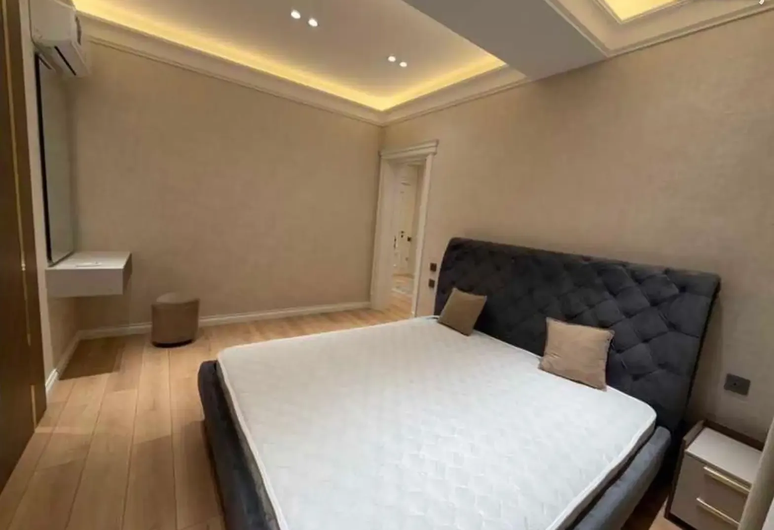 3-к квартира, 5 этаж, 140 м², И.Сомони