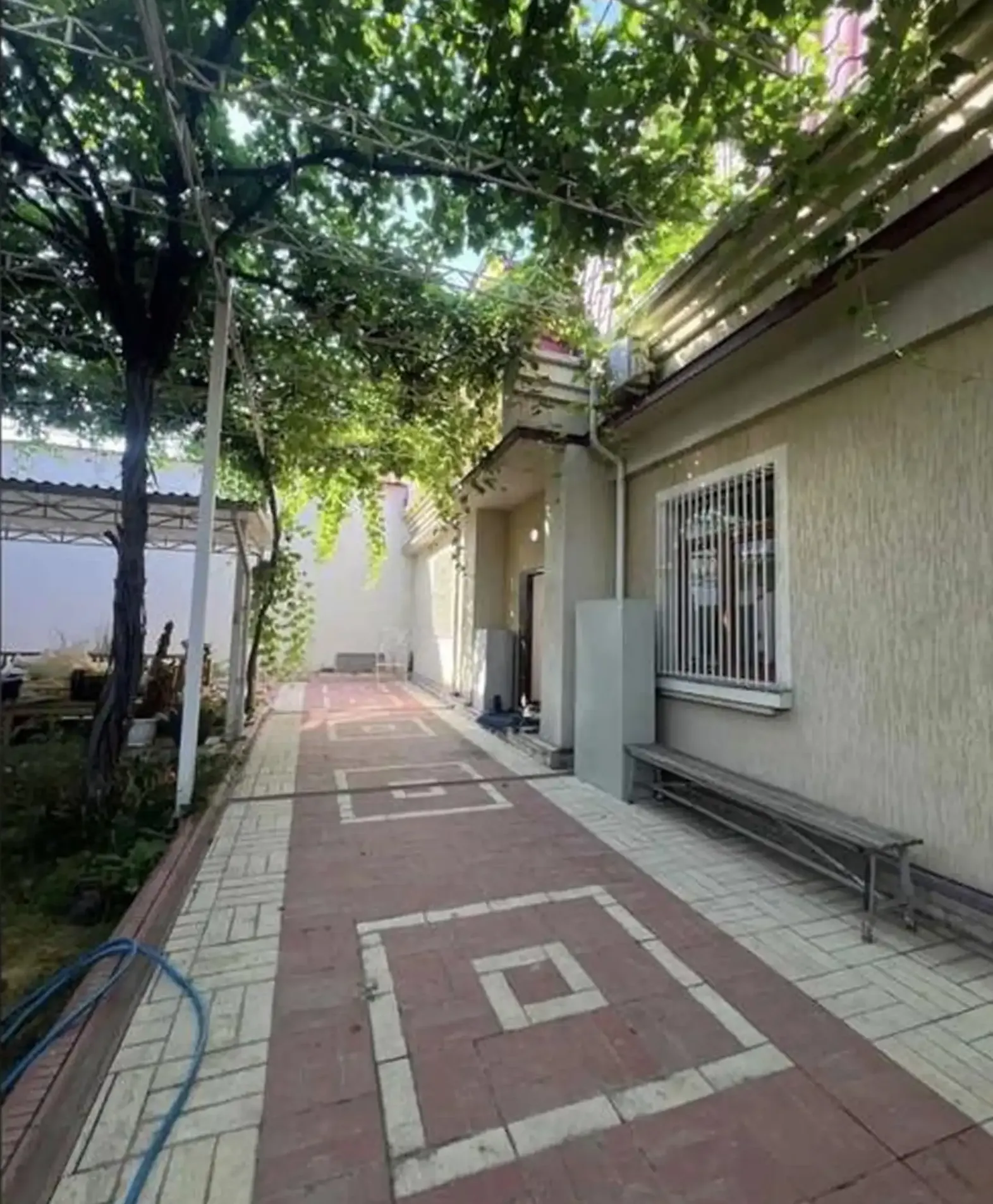 2-этажный, 9 комнатный дом, 450 м², Шохмансур