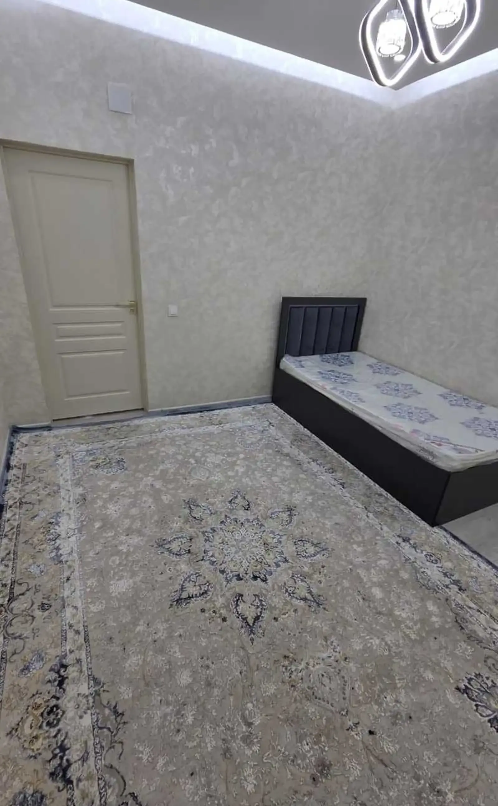 2-комн. квартира, 10 этаж, 72м², Дом печать