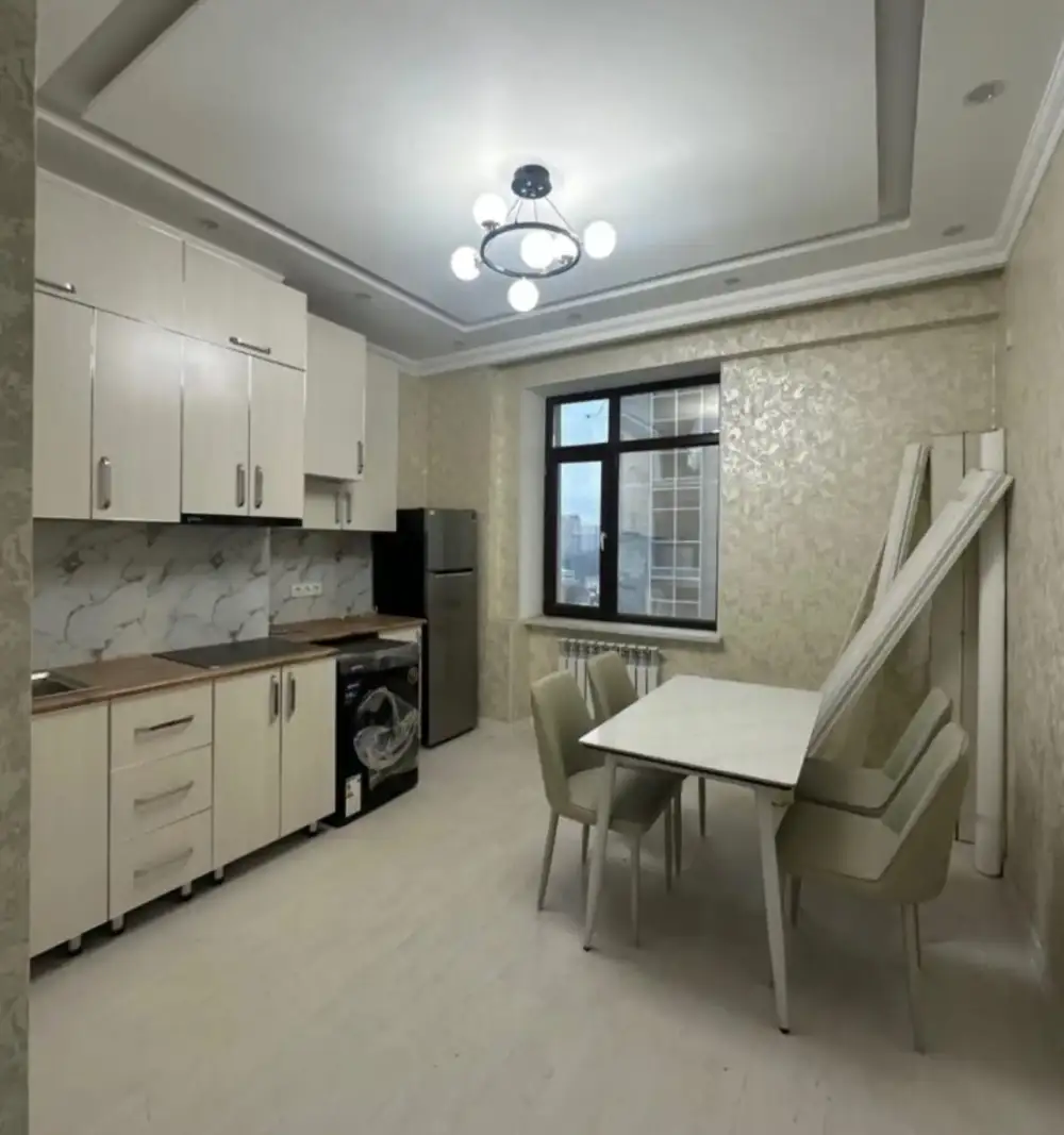 3-комн. квартира, 10 этаж, 97 м², Шохмансур