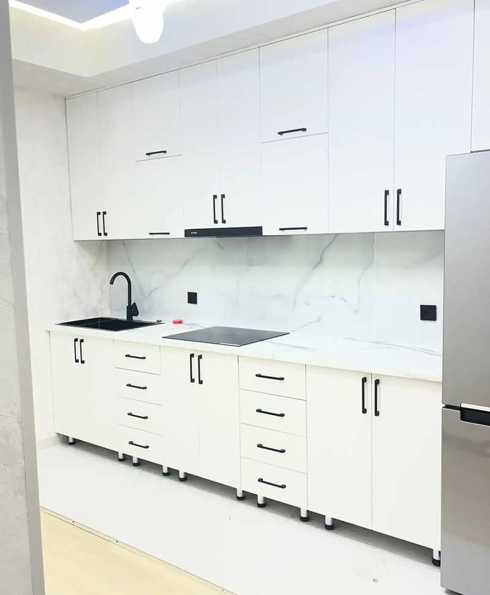 2-комн. квартира, 9 этаж, 60м², Овир  Гранд Отель