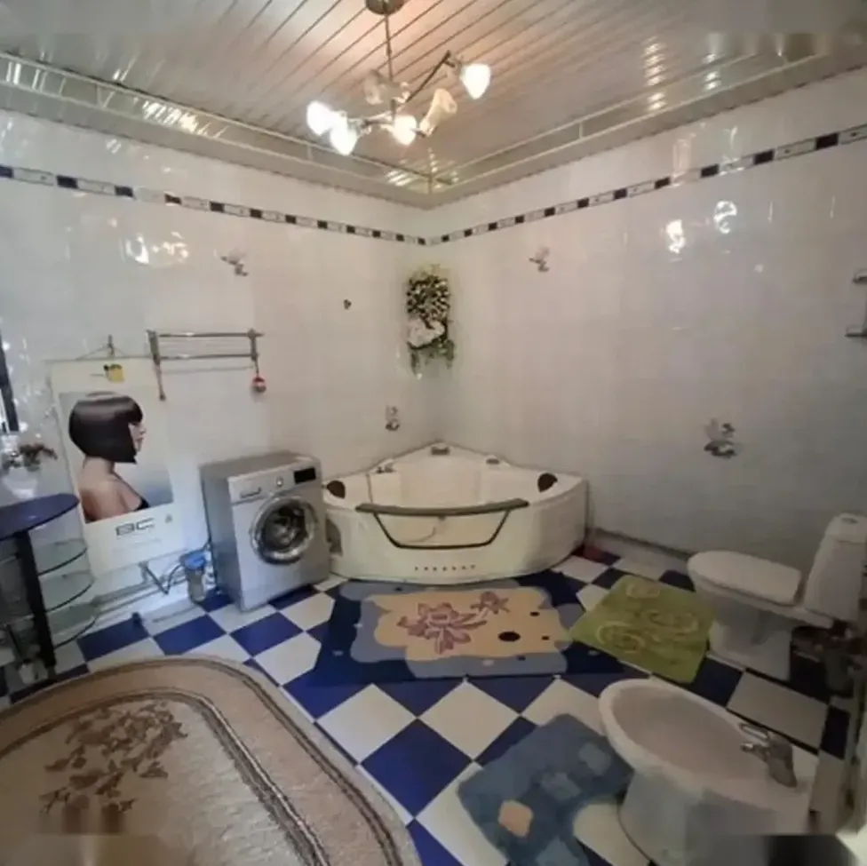 1-этажный, 5 комнатный дом, 360 м², Сомони