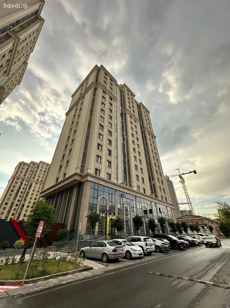 Помещение под свободное назначение, 266м², Бустон Сити, Чулочка, Улица Академика Акобира Адхамова,  Шохмансур